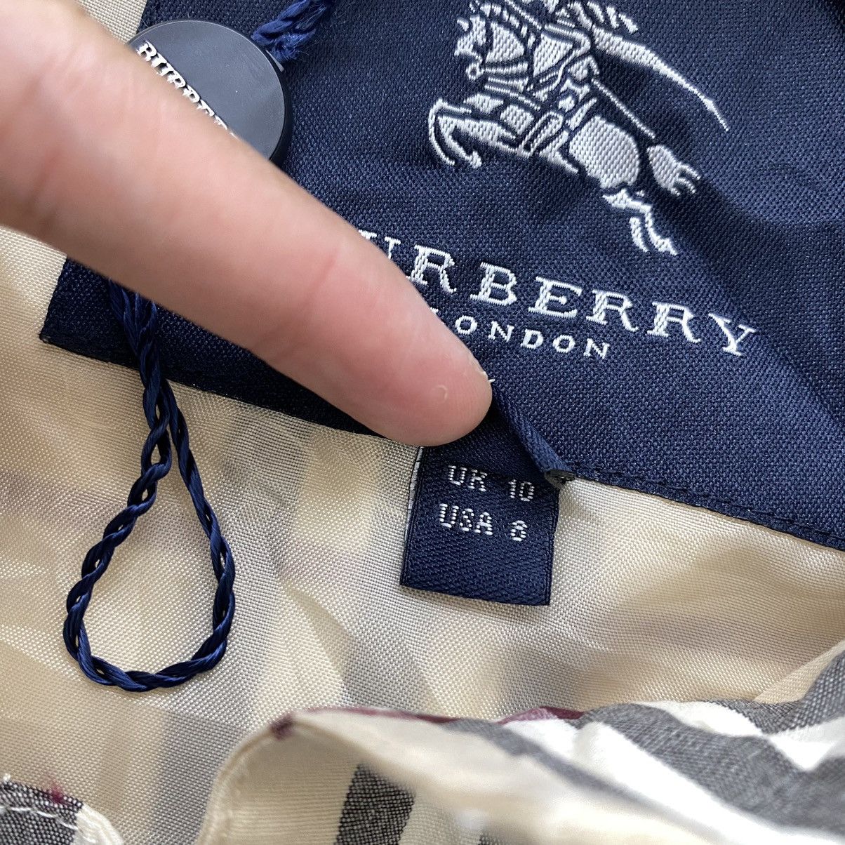 Burberry Vintage BURBERRYS LONDON Italy Nova Check Tartan Parka Coat Size US M / EU 48-50 / 2 - 6 Thumbnail