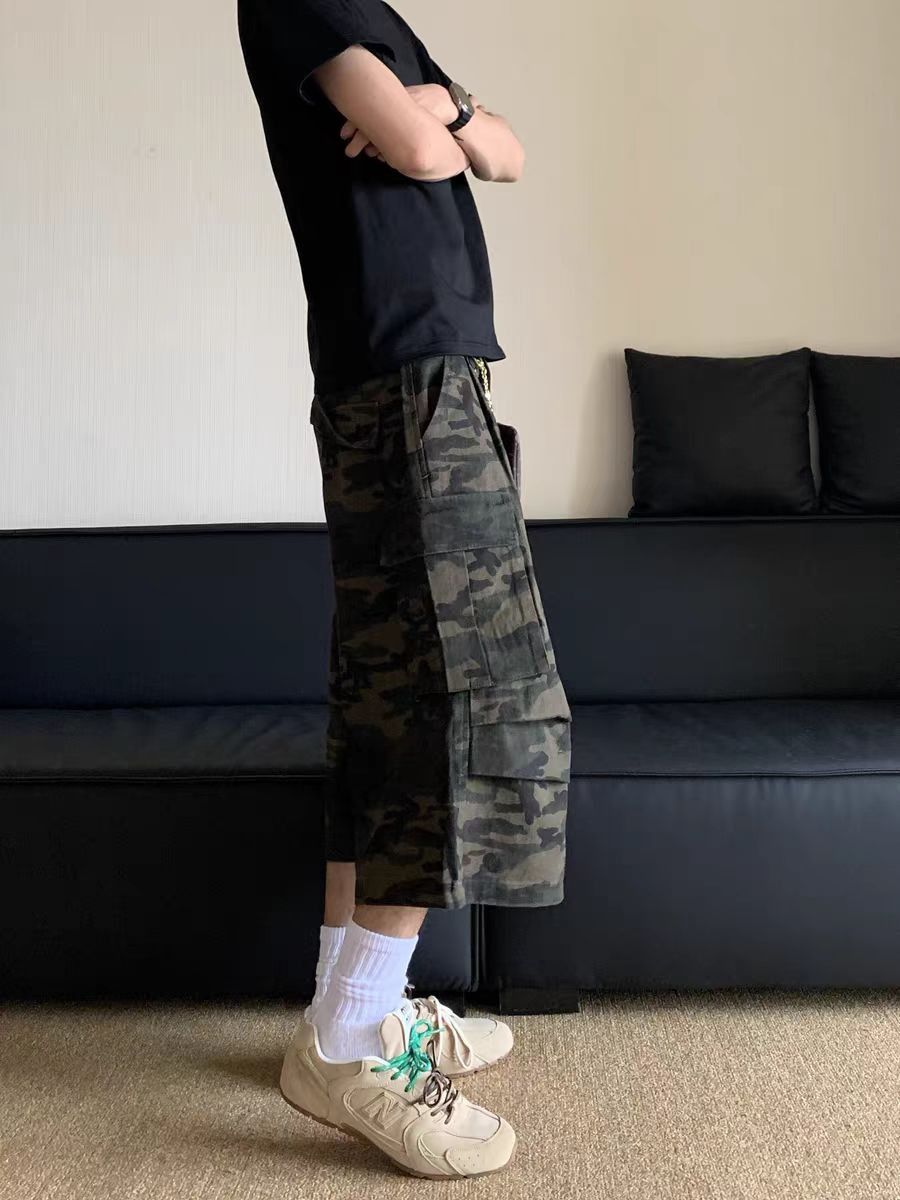 Other Vintage Multi-Pocket Camouflage Wide Leg Work Shorts Size US 32 / EU 48 - 1 Thumbnail
