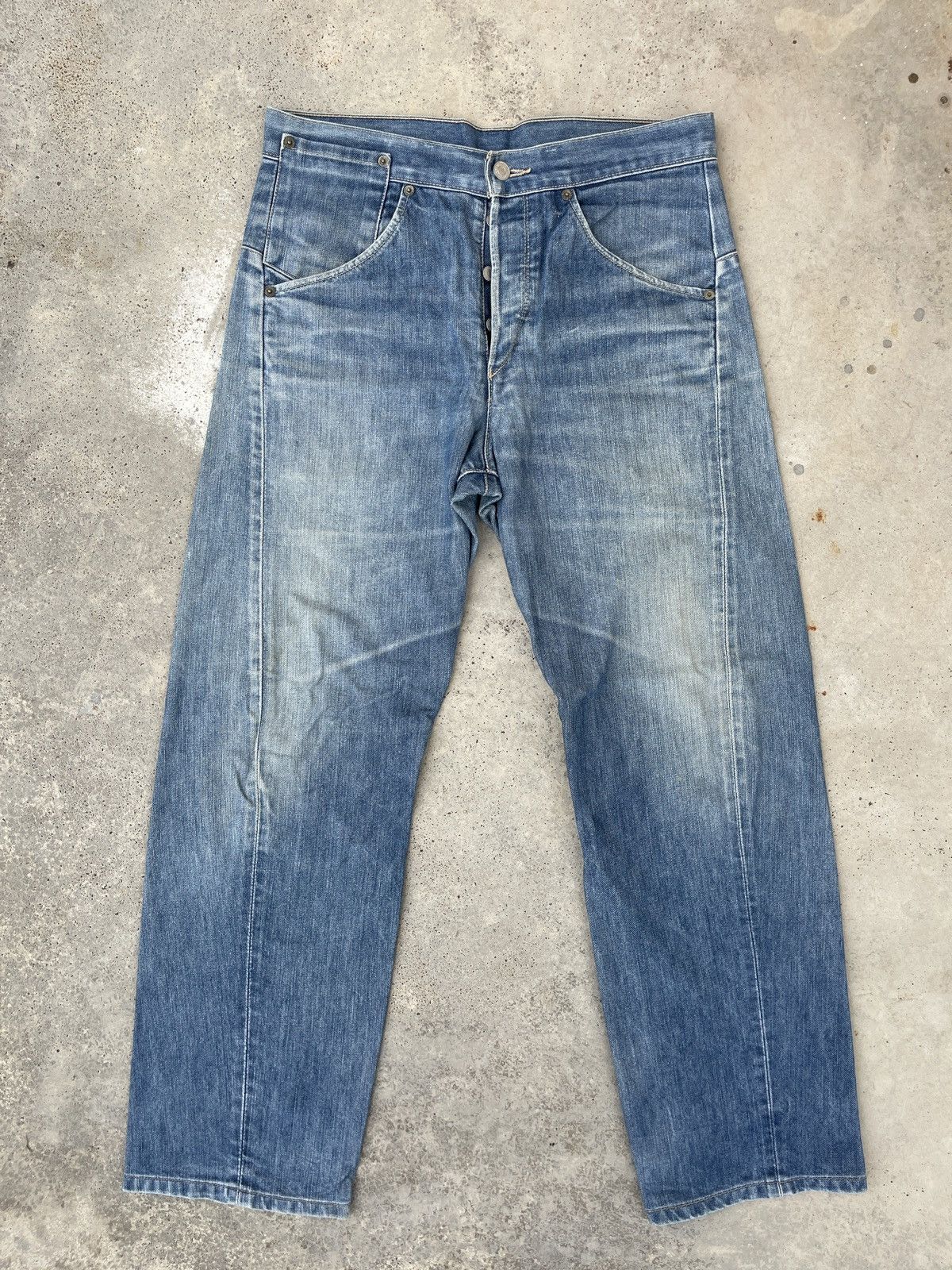 Levi's × Levi's Vintage Clothing × Vintage Levi’s Vintage Y2K Faded Blue Denim Jeans Size US 32 / EU 48 - 1 Thumbnail