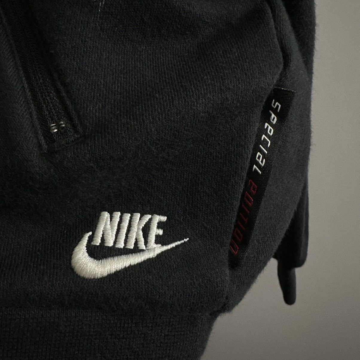Nike Nike Executives vintage Special Edition Hoodie Achieve Rare Size US L / EU 52-54 / 3 - 9 Thumbnail