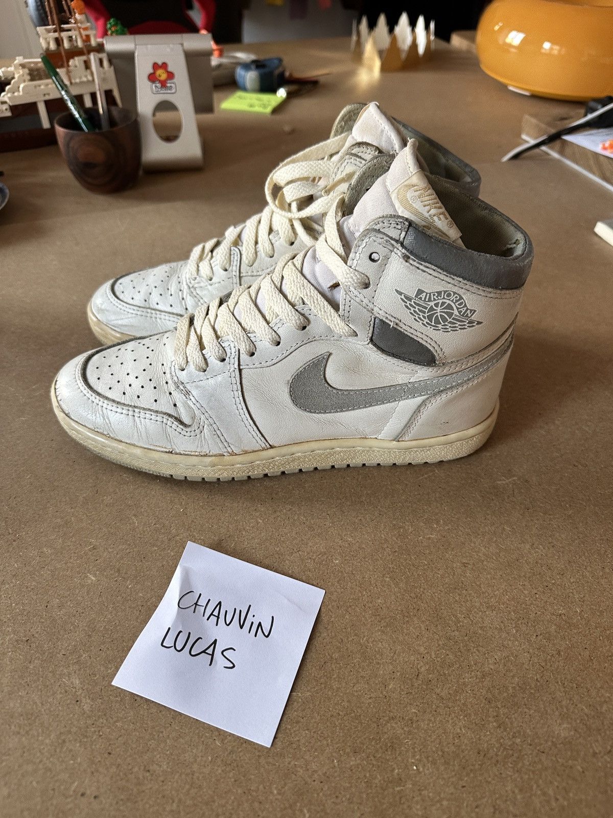Jordan Brand Jordan 1 OG Neutral grey 1985 Size US 8 / EU 41 - 2 Thumbnail
