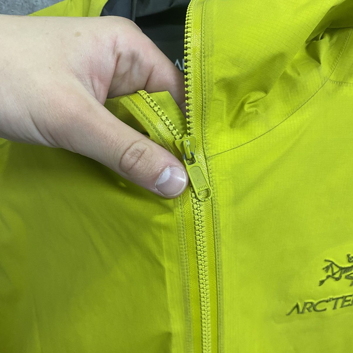 Arc'teryx Men's Arcteryx Beta Gore-Tex Jacket Gorpcore Size US L / EU 52-54 / 3 - 12 Thumbnail