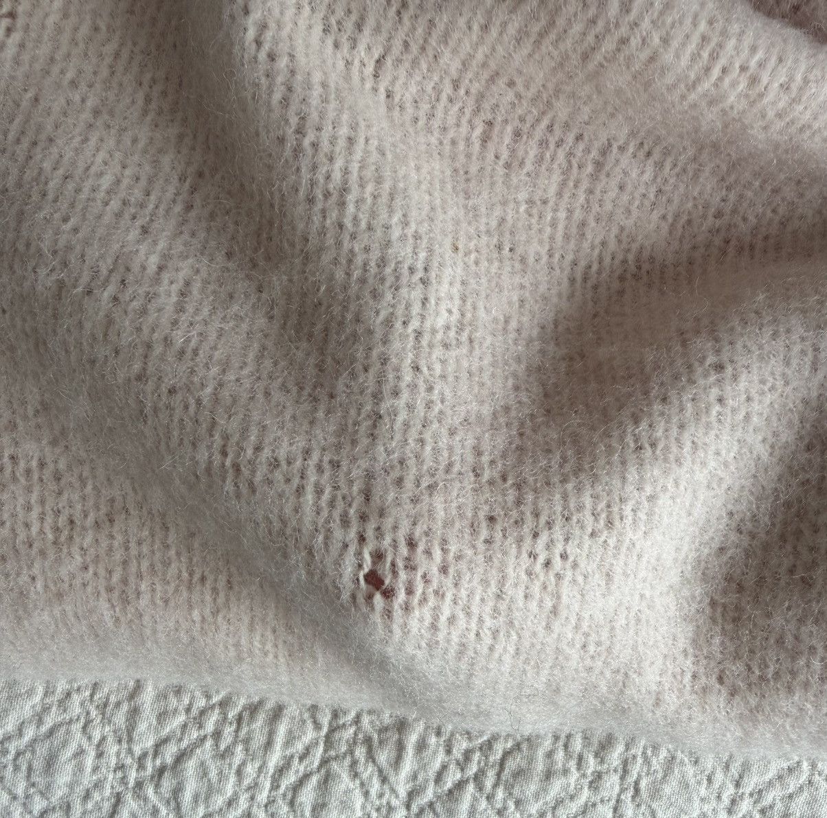 Acne Studios Acne Studios white/pink Sweater Large Size US L / EU 52-54 / 3 - 7 Thumbnail