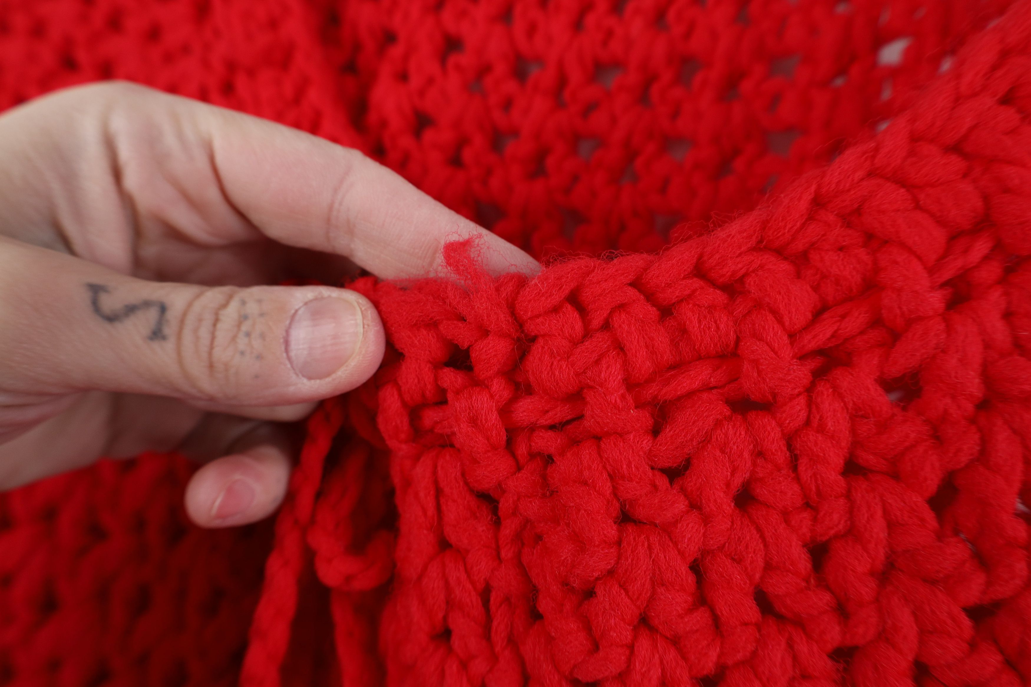 Vintage Vintage 50s 60s Fringed Crochet Poncho Sweater Cape Red USA Size ONE SIZE - 5 Thumbnail