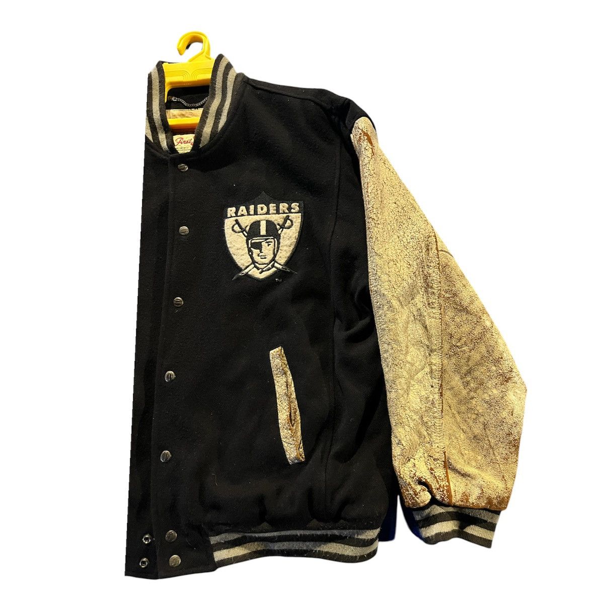 NFL × Vintage Vintage rare “raiders oakland” Size US L / EU 52-54 / 3 - 8 Thumbnail
