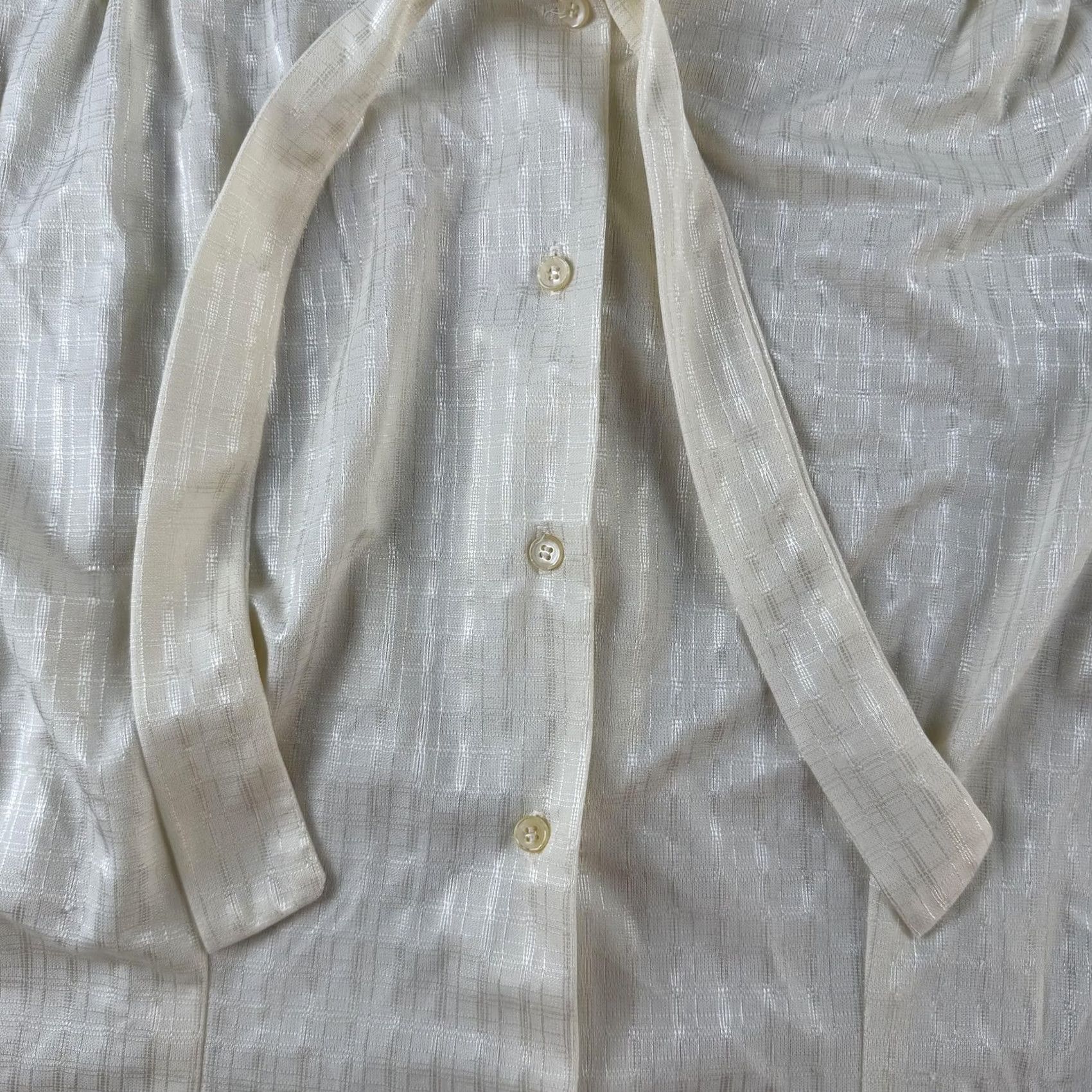 Vintage VINTAGE Laura Mae Blouse Womens 18 White Bow Tie Neck Sheer Long Sleeve USA Shirt Womens 18 White Bow Tie Neck Sheer Long Sleeve Blouse Size XXL / US 16-18 / IT 52-54 - 2 Thumbnail