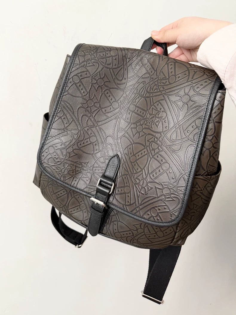 Vivienne Westwood Vivienne Westwood Classic green relief Saturn embossed bac Size ONE SIZE - 1 Thumbnail
