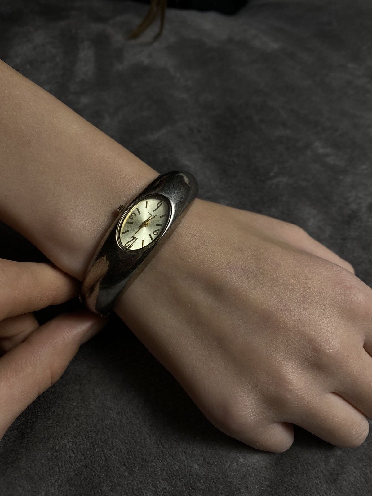 Japanese Brand × Vintage Futuristic Vintage Japanese Style Bracelet Quartz Watch Size ONE SIZE - 11 Thumbnail