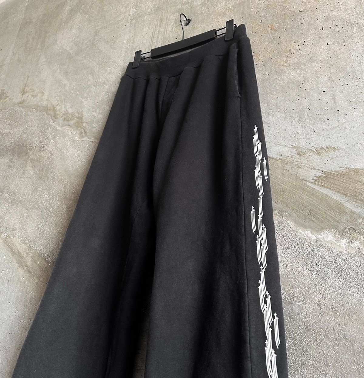Chrome Hearts RS3 Triple Cross Print Lounge Sweatpants Size US 32 / EU 48 - 5 Thumbnail