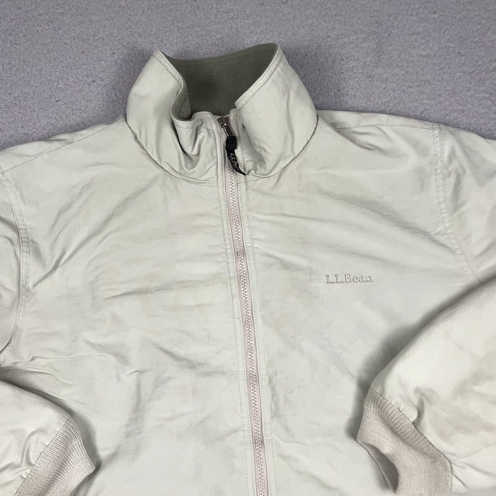 Vintage VINTAGE LL Bean Jacket Mens L Beige Nylon Quilted Winter Full Zip Lined Polyester 0 UF43 Outdoor Hiking Mens Size US L / EU 52-54 / 3 - 2 Thumbnail