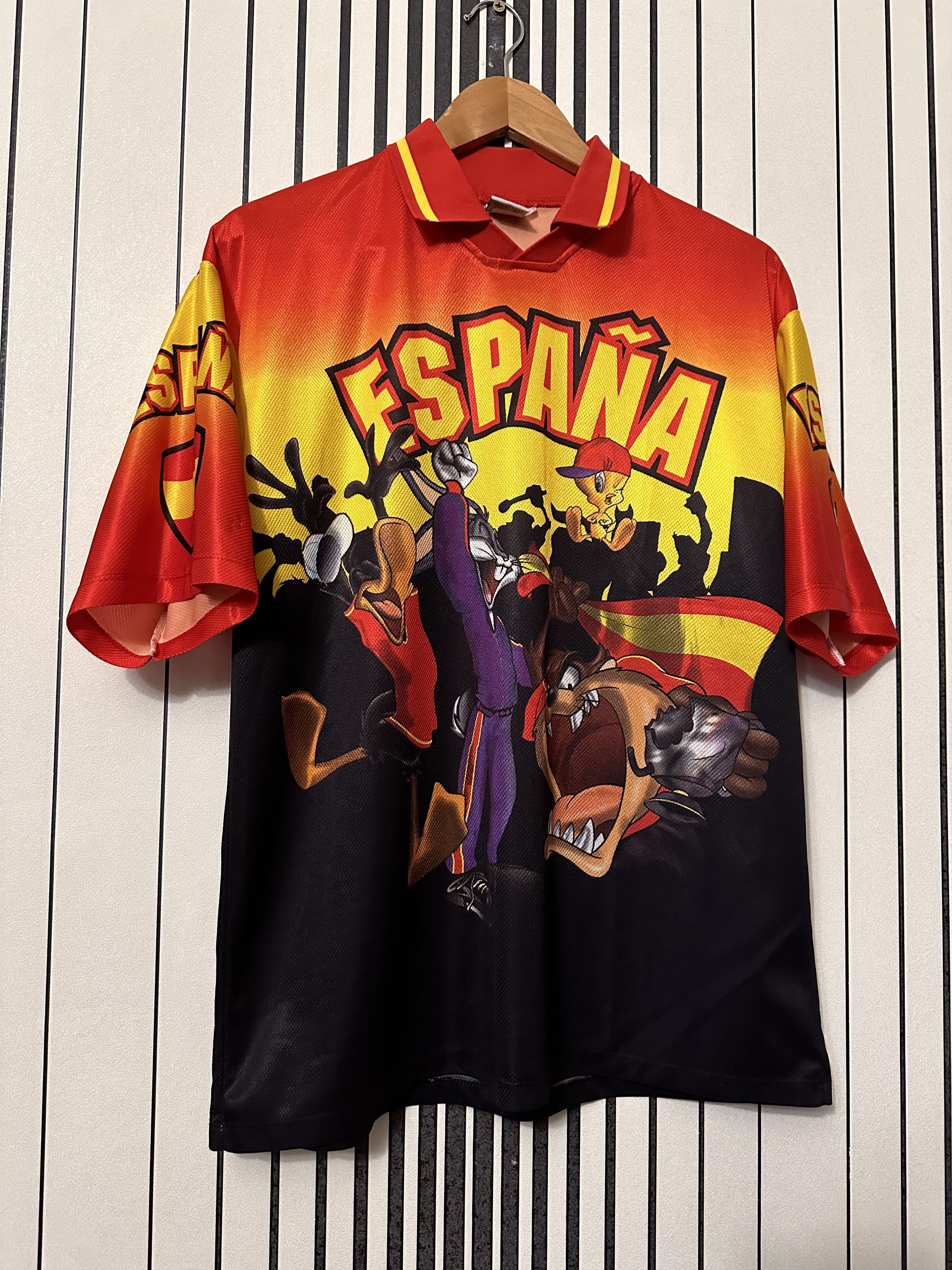 Pre-owned Vintage X Warner Bros 1998 Lonely Tunes ‘'espana'' Y2k Jersey Full Print T Shirt In Multicolor