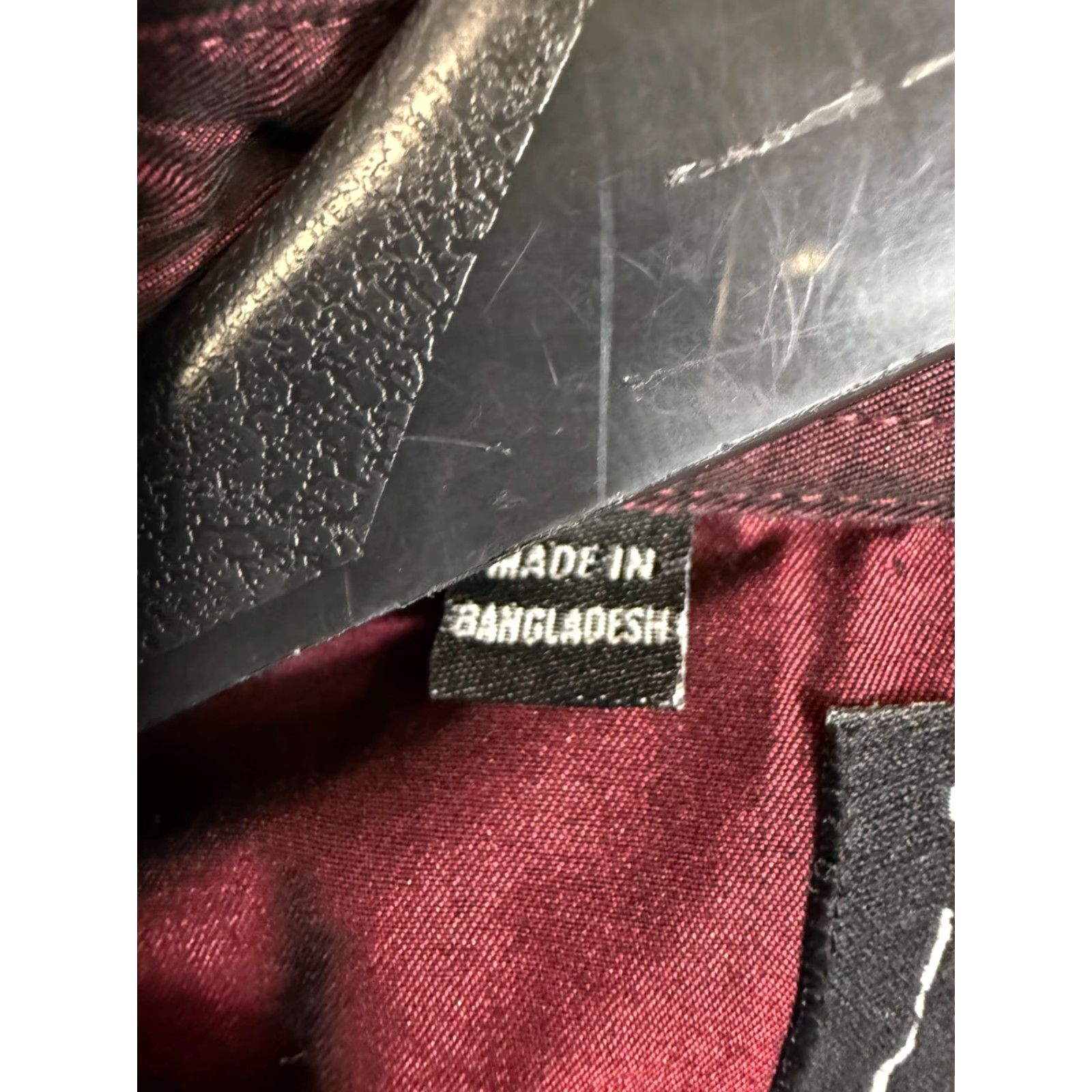 Guess GUESS Iridescent Shirt Mens S Maroon Red Long Sleeve Shoulder Epaulets Button Up Pockets 90s Size US S / EU 44-46 / 1 - 7 Thumbnail