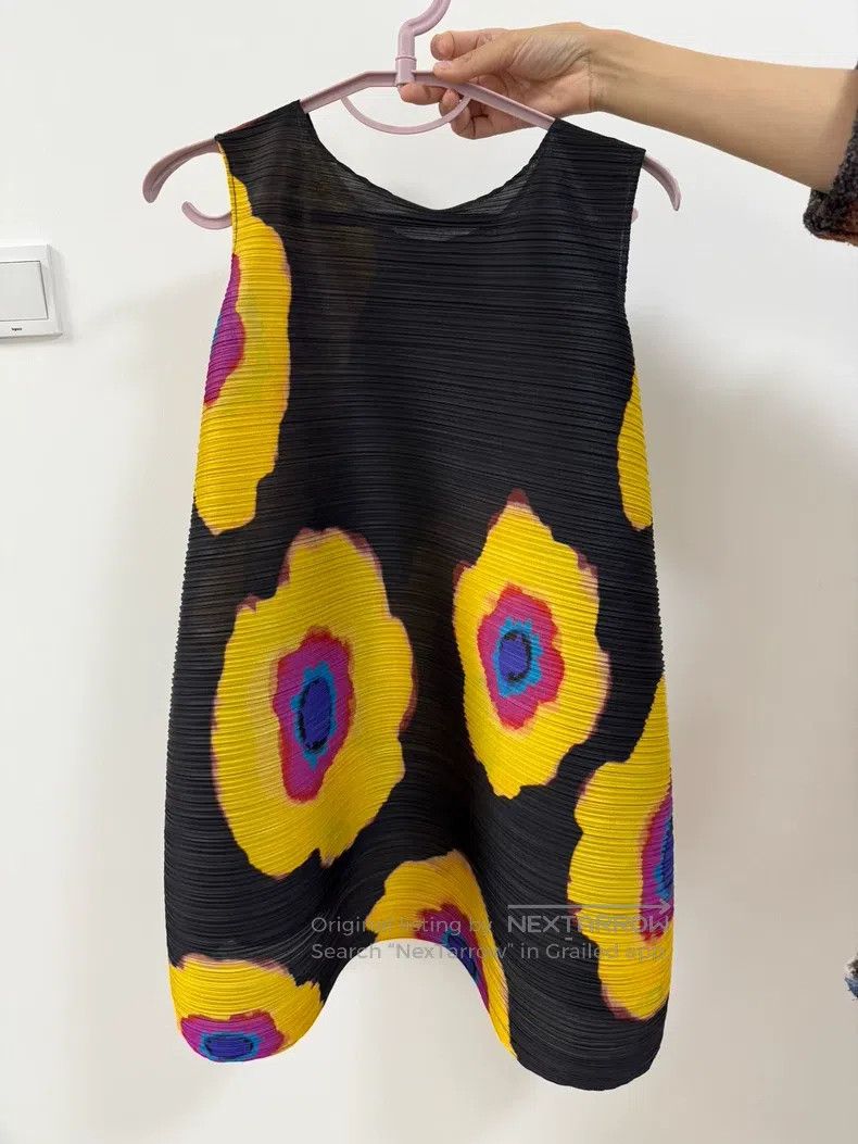 Issey Miyake Sunflower Vest