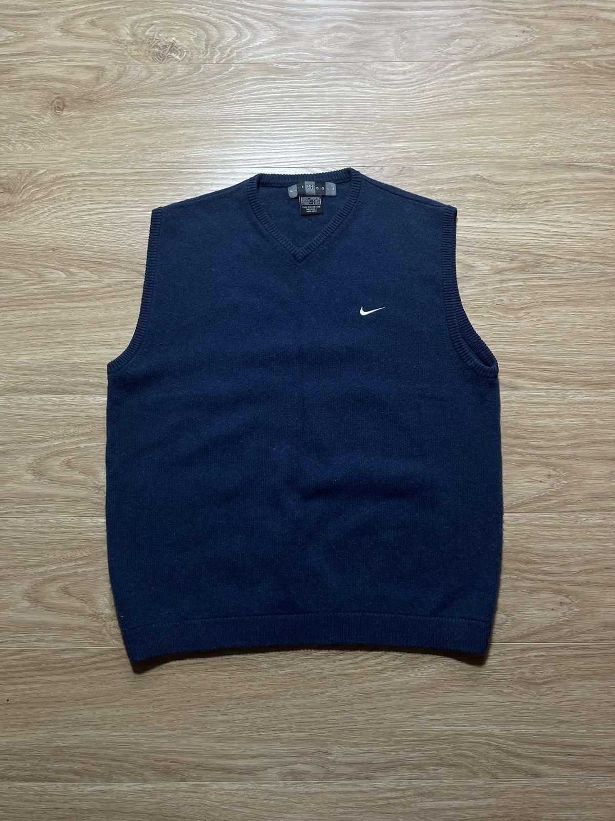 Nike Nike sweater vest wool vintage nike mini logo Size US M / EU 48-50 / 2 - 1 Thumbnail