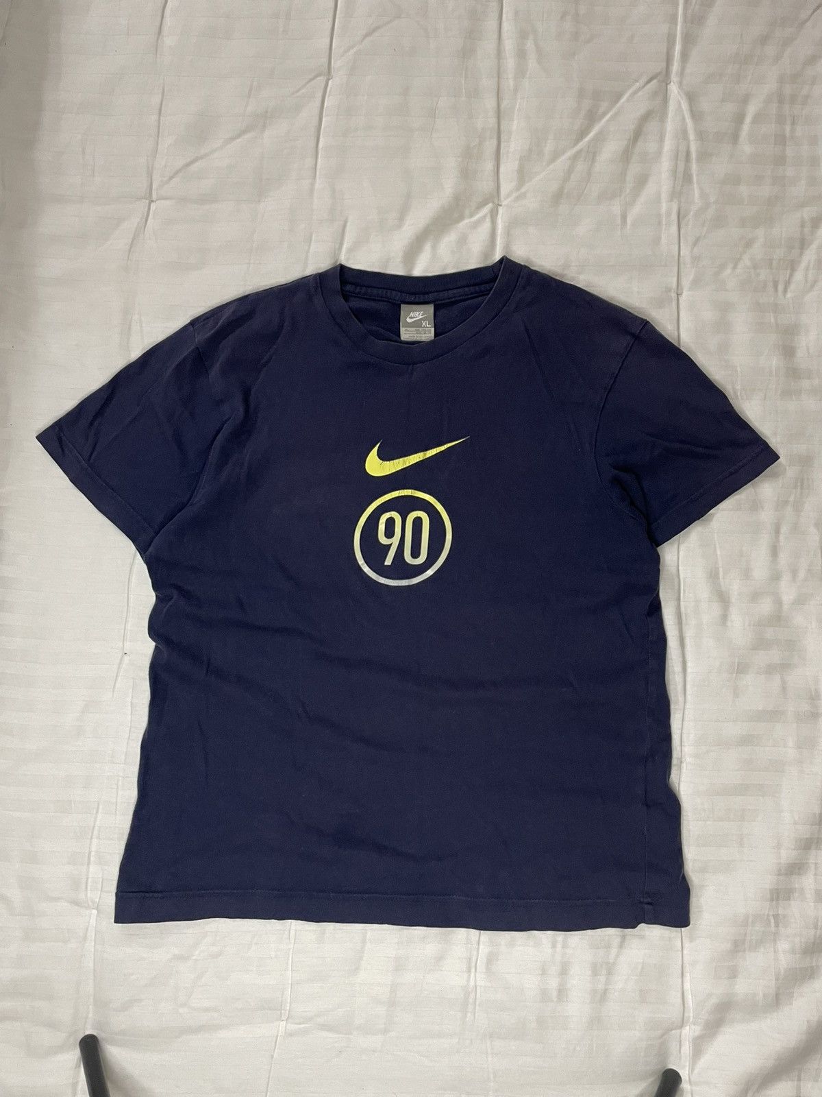 Nike Vintage Nike Total 90 T90 Drill Gorpcore Streetwear T-shirt Size US S / EU 44-46 / 1 - 1 Thumbnail