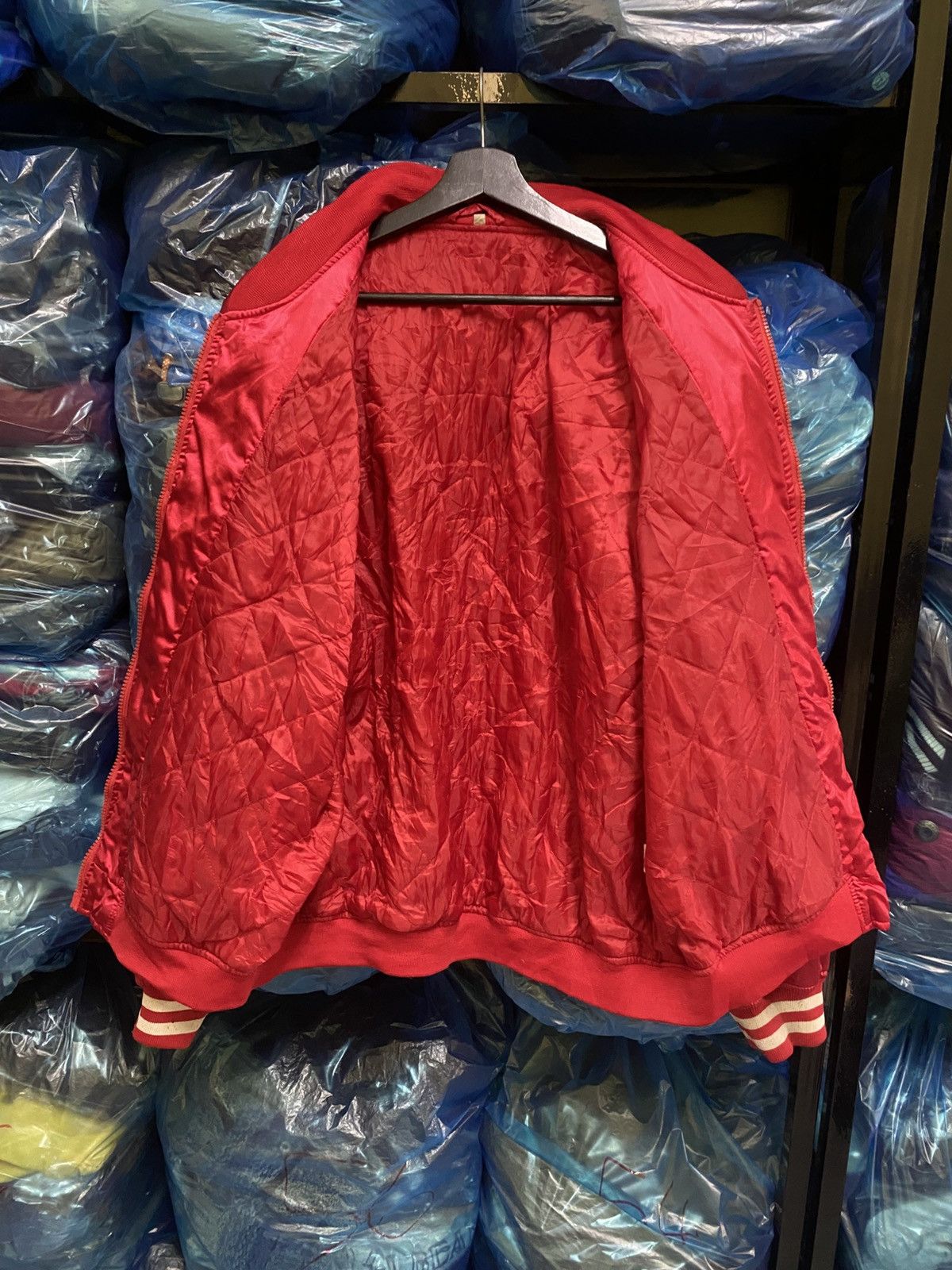 Vintage VINTAGE SATIN ZIPPER BOMBER JACKET Size US L / EU 52-54 / 3 - 7 Thumbnail