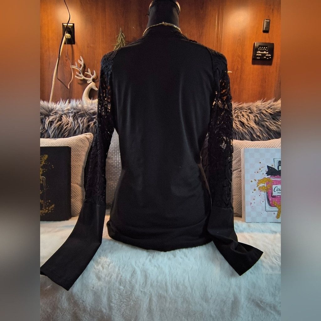 The Unbranded Brand Black Lace Sleeve Top with Wine Glass Design Size S / US 4 / IT 40 - 4 Thumbnail