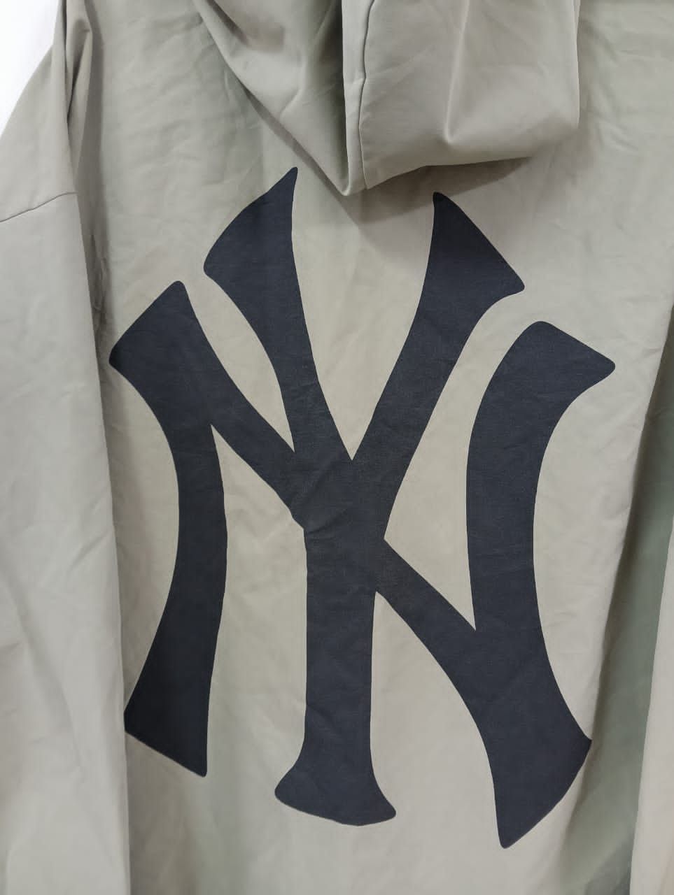 New York Yankees Best Offer🔥New York Yankees Hooded Bog Logo Size US XL / EU 56 / 4 - 2 Thumbnail