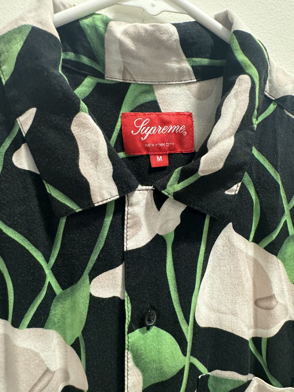 Supreme Supreme Lily Rayon Shirt Size US M / EU 48-50 / 2 - 3 Thumbnail