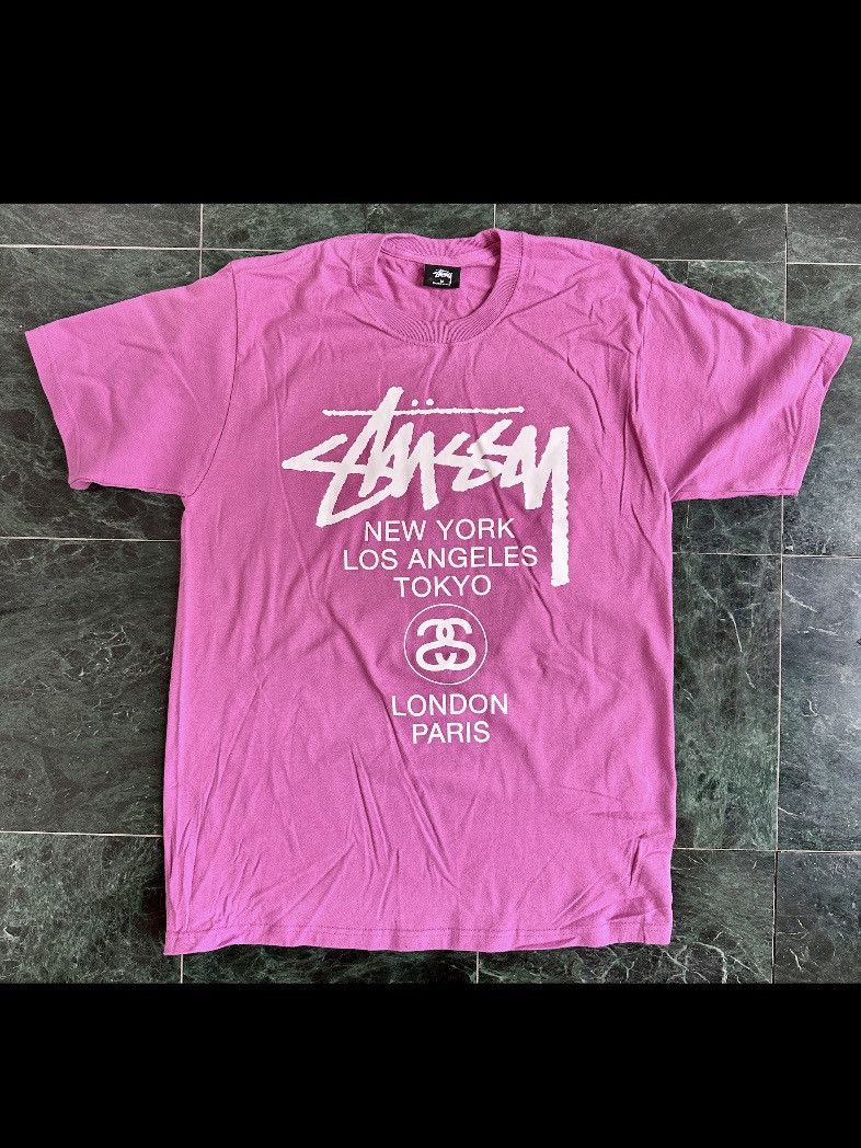 Stussy NEW STUSSY WORLD TOUR STREETWEAR TSHIRT BERRY PURPLE M TOKYO Size US M / EU 48-50 / 2 - 7 Thumbnail