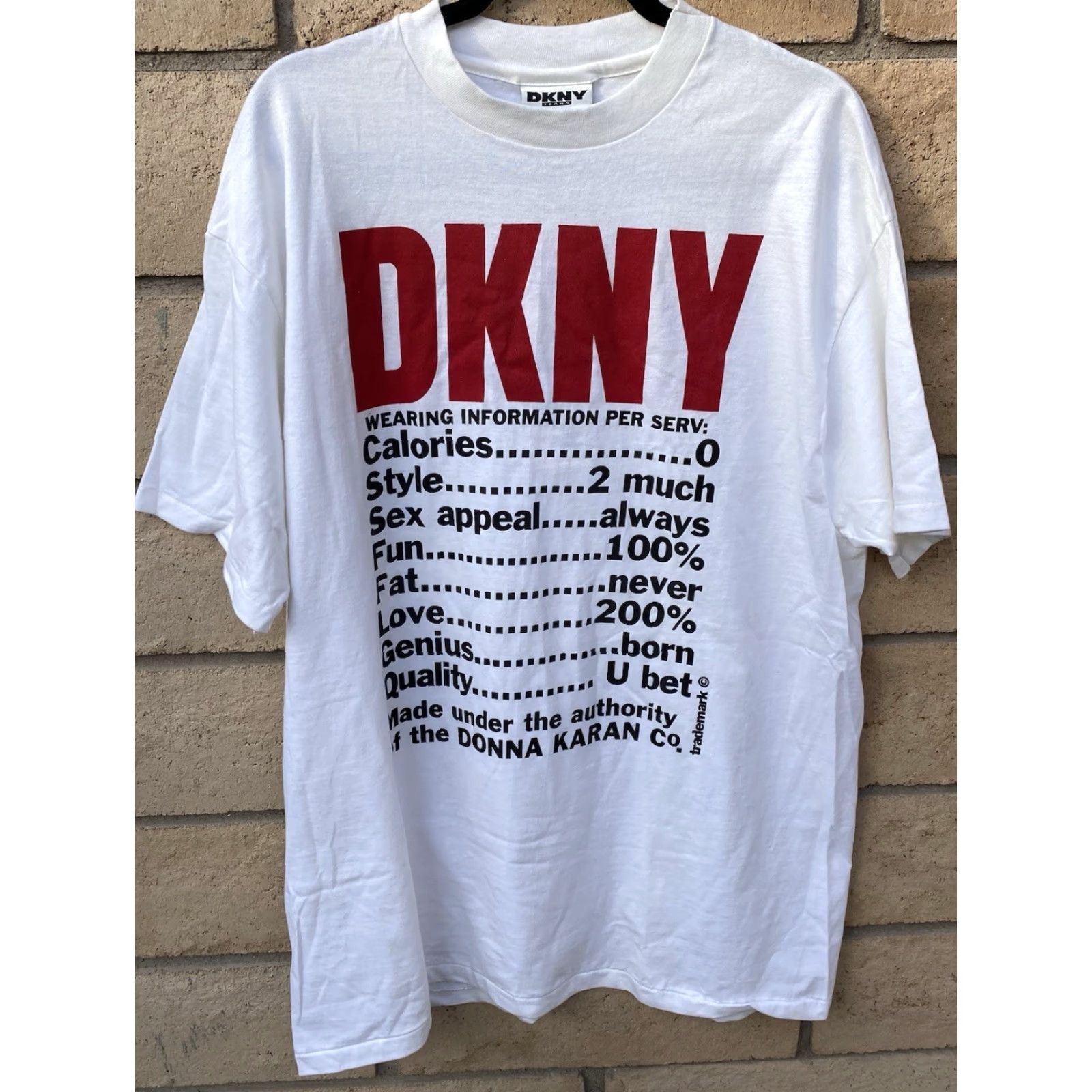 DKNY VINTAGE DKNY T-Shirt Unisex Adults White Red One Size T-Shirt Logo Graphic Print USA 90s Y2K Shirt Size US M / EU 48-50 / 2 - 3 Thumbnail