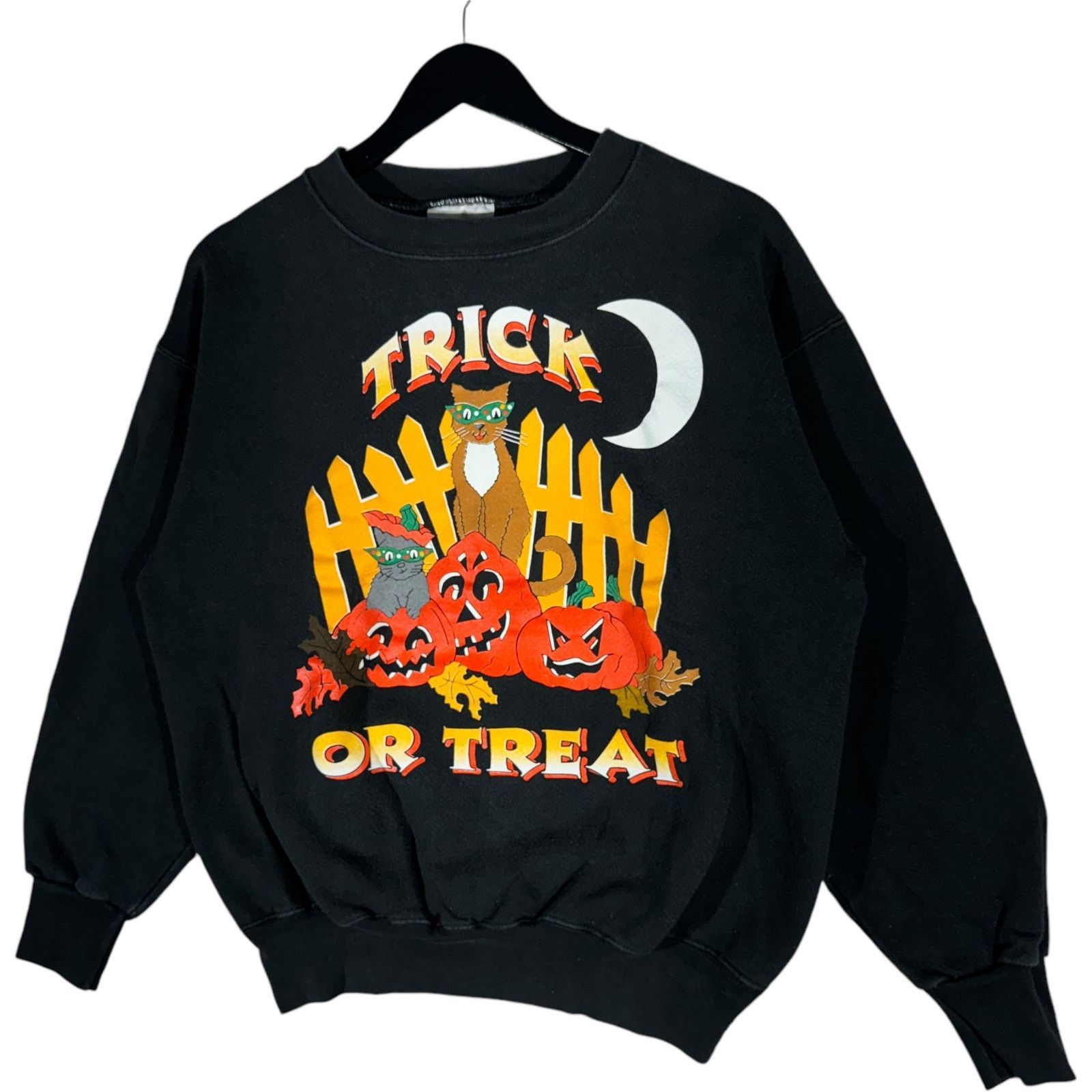 Vintage Vintage Trick Or Treat Halloween Crewneck Size US M / EU 48-50 / 2 - 3 Thumbnail