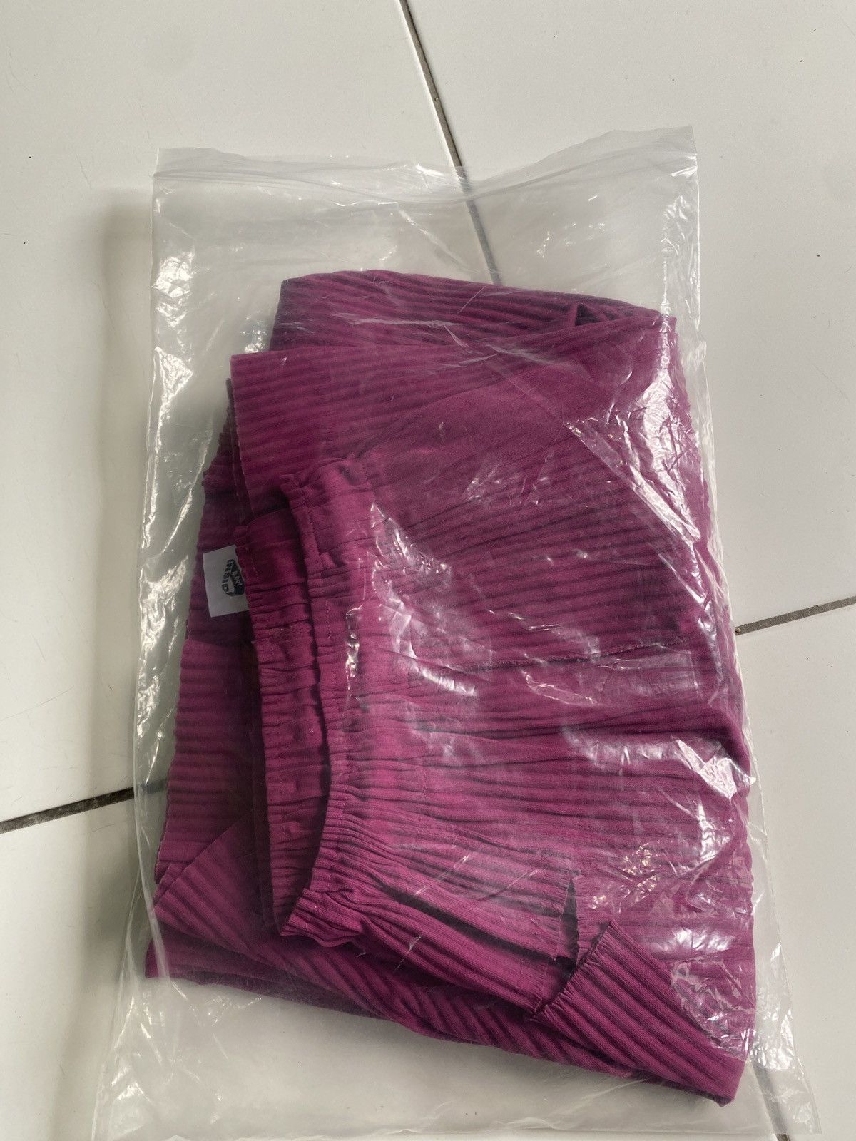 Issey Miyake Issey Miyake Pleated Cropped Wide Leg Trousers Pants Women Size 30" / US 8 / IT 44 - 11 Thumbnail