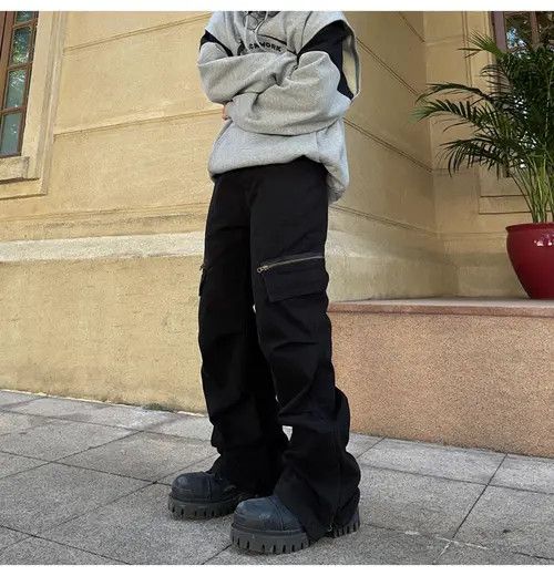 Vintage Kimiko x Miyo Stylish Black Cargo Pants with Zipper Details Size US 33 - 6 Thumbnail