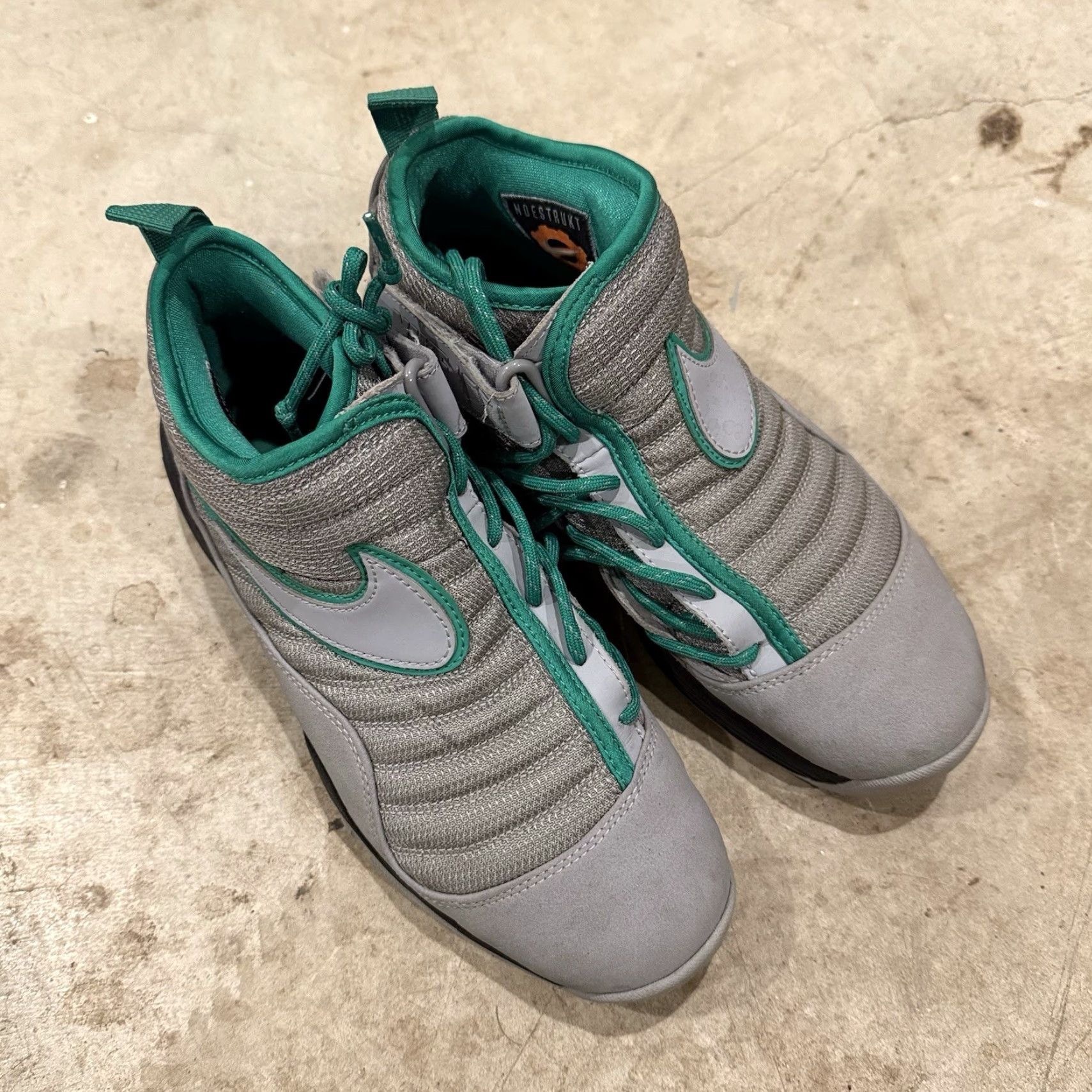 Nike Nike Air Max Shake Evolve Wolf Grey Stadium Green 2012 Rodman Gray Sz 8.5 Mens Sneaker Size US 9 / EU 42 - 4 Thumbnail