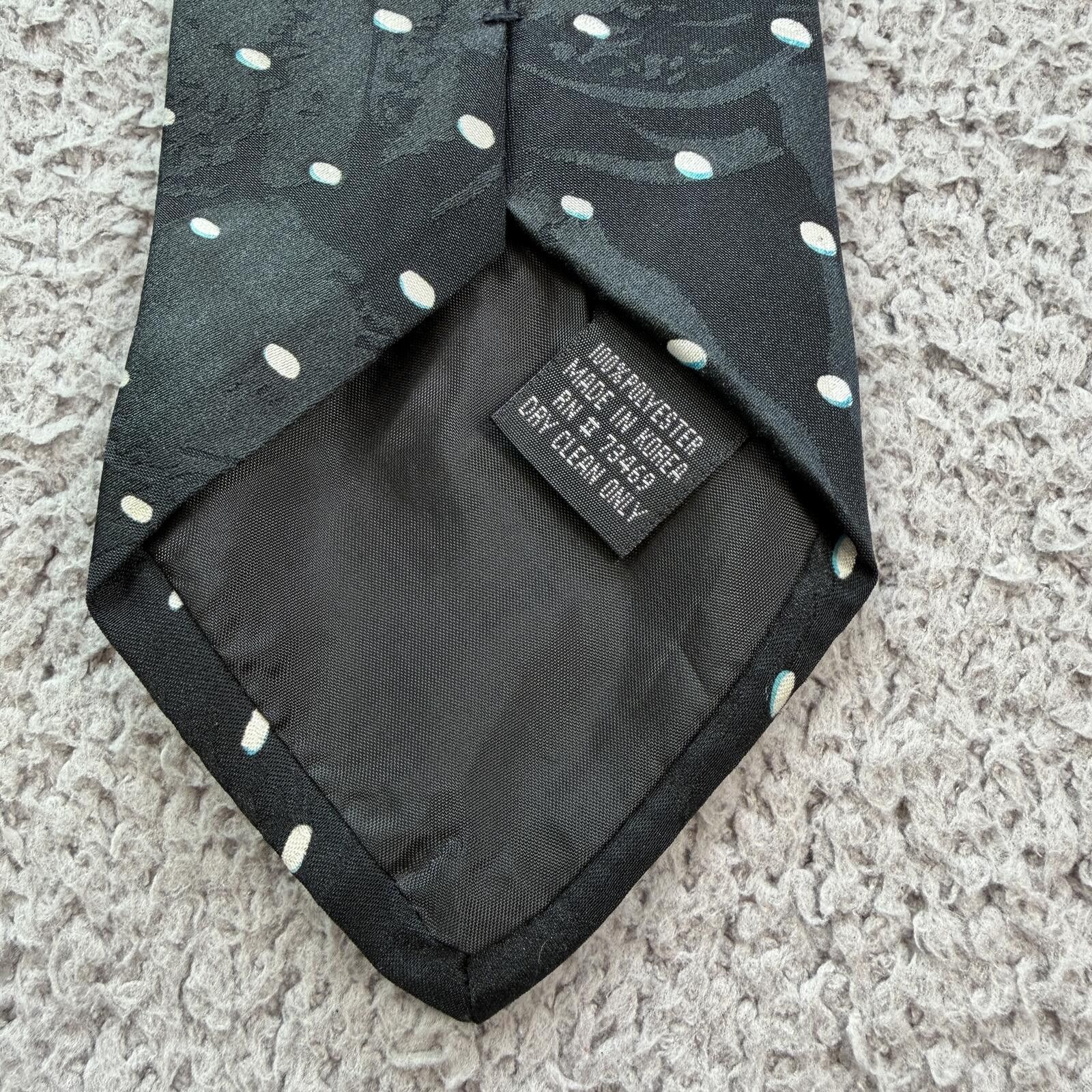 Other Vintage 90s Looney Tunes Mania Christmas Tie Taz Bug Necktie Size ONE SIZE - 4 Thumbnail