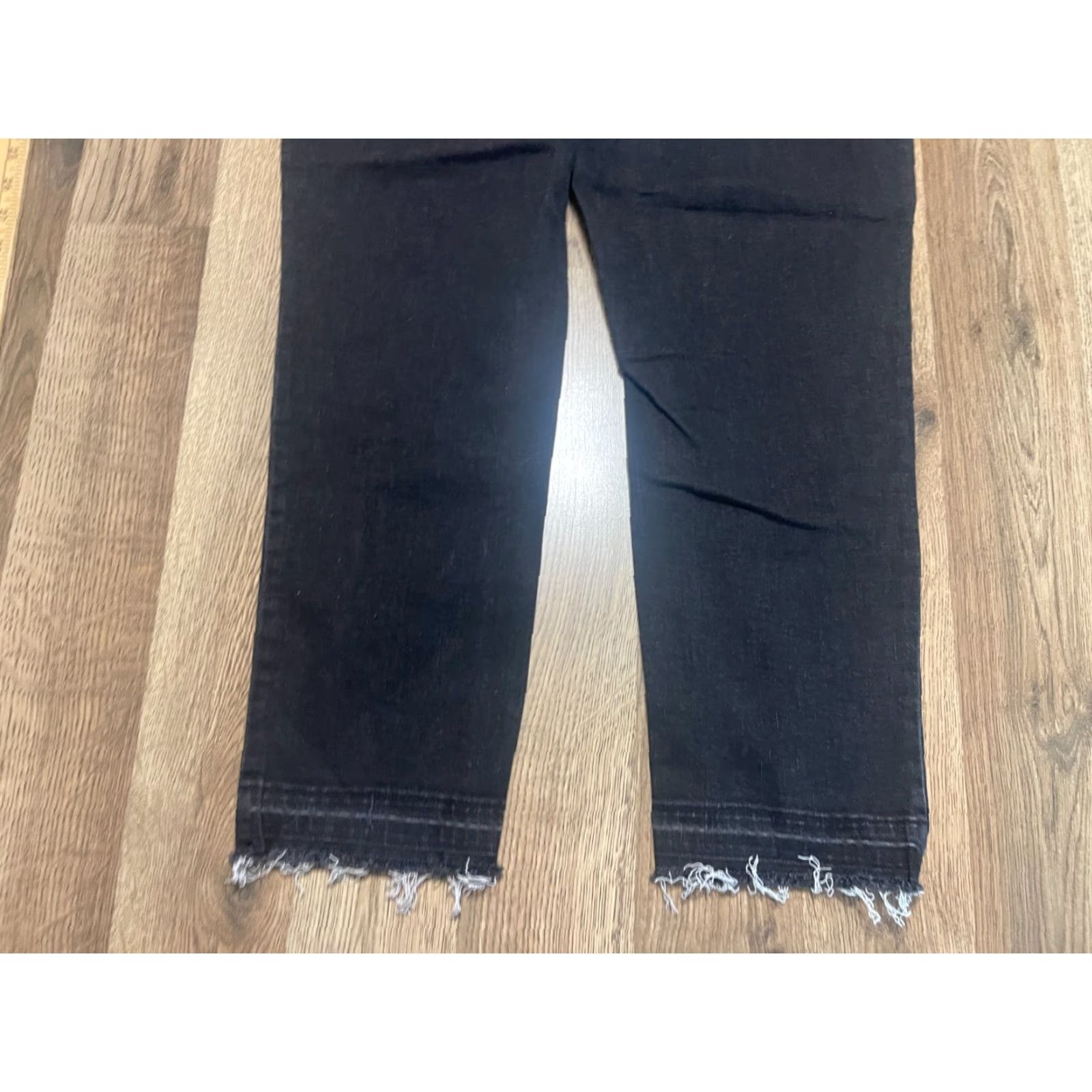 Vintage Maurices Jeans Womens 16 Black Denim Frayed Hem 5-Pocket Regular Inseam 26 Pockets Stretch Jeans Size 38" / US 16 / IT 52 - 3 Thumbnail