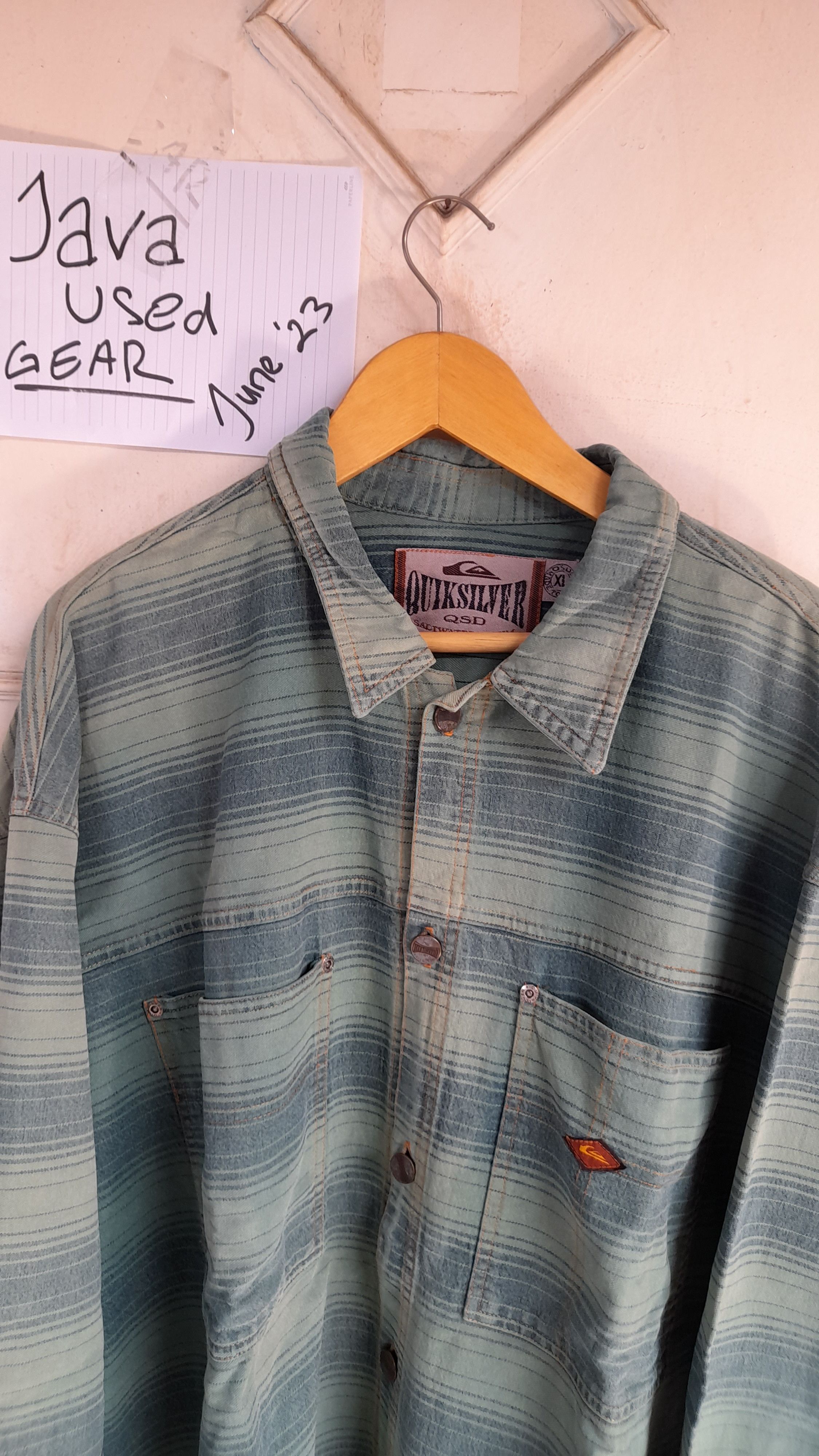 Quiksilver Vintage Quiksilver Saltwater Denim Buttons Up Size US XL / EU 56 / 4 - 10 Thumbnail