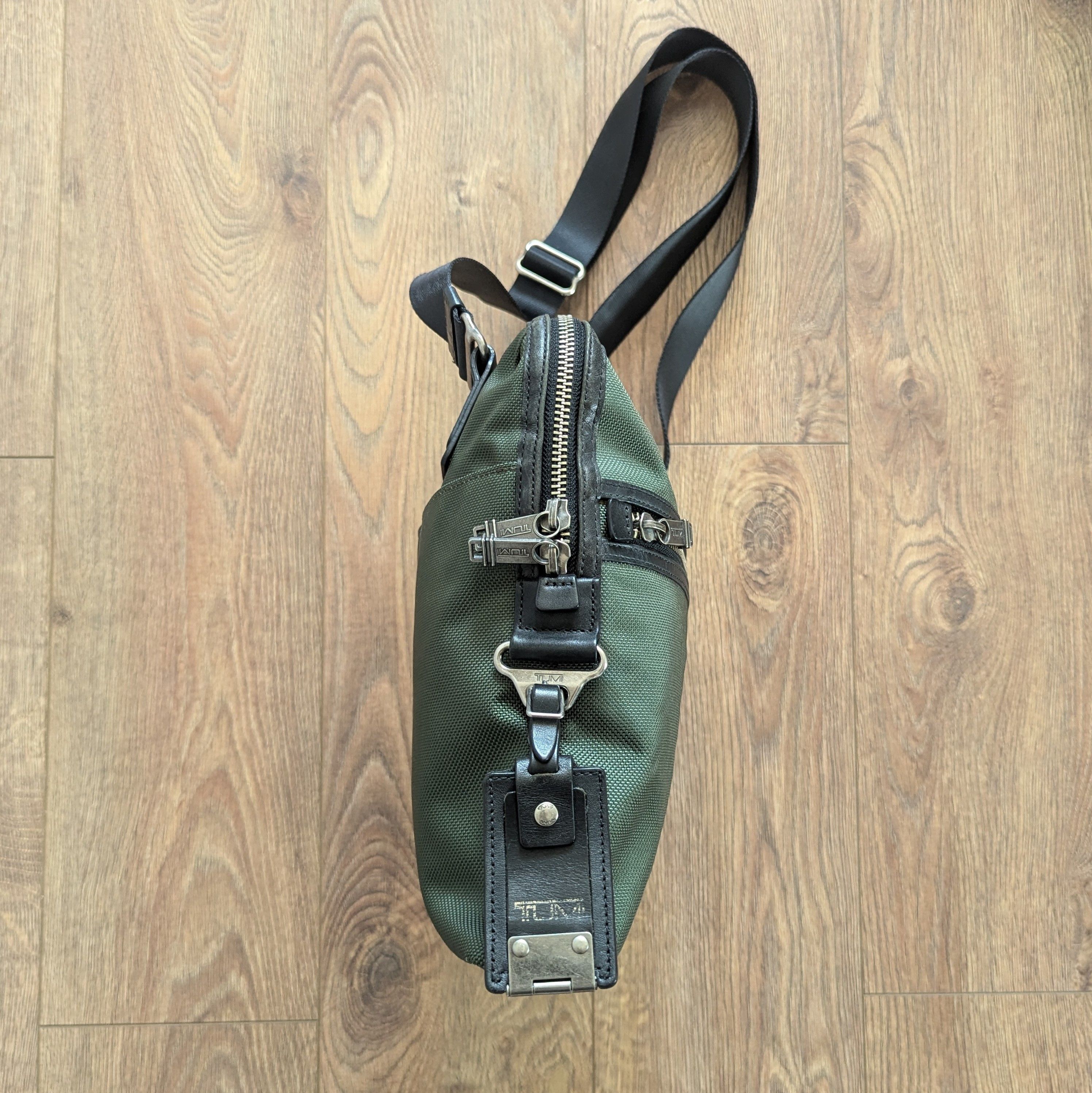 Tumi Tumi Alpha Bravo Messenger Laptop Messenger Bag Dark Green Size ONE SIZE - 8 Thumbnail
