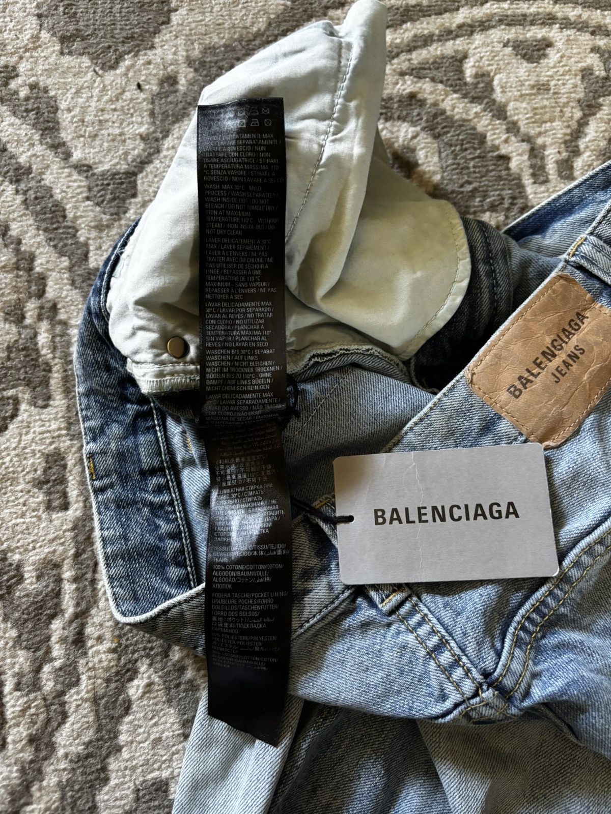 Balenciaga Balenciaga Lost Tape Flares Size US 32 / EU 48 - 14 Thumbnail