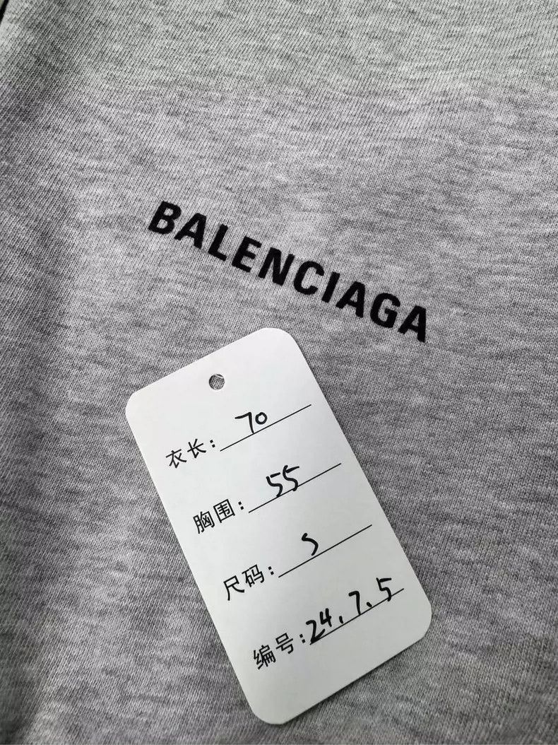Balenciaga Balenciaga Grey logo short sleeves at front and back Size US S / EU 44-46 / 1 - 4 Thumbnail