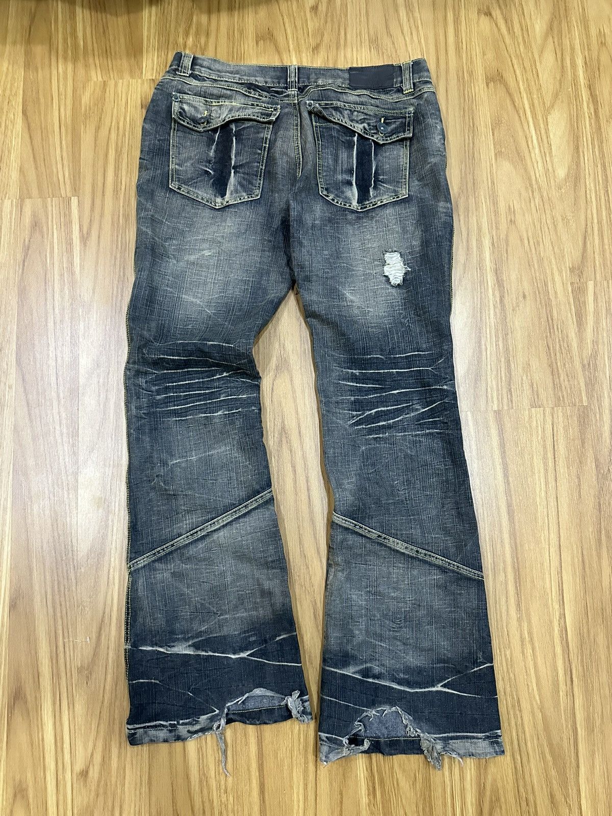 Japanese Brand 1990 - Black Crown Japanese Brand Clawmark Flared Jeans Size US 34 / EU 50 - 11 Thumbnail