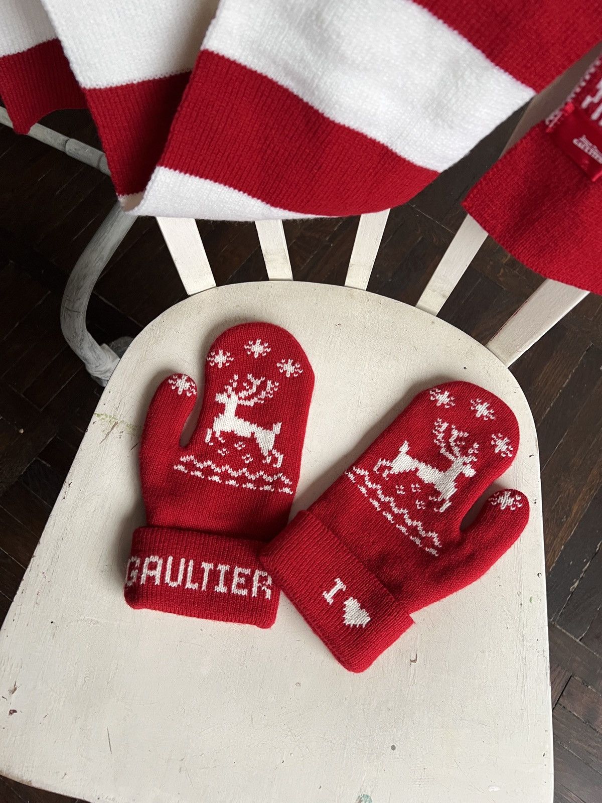 Jean Paul Gaultier Jean Paul Gaultier Womens Rare Y2K Scarf and Mitten Winter Size ONE SIZE - 3 Thumbnail