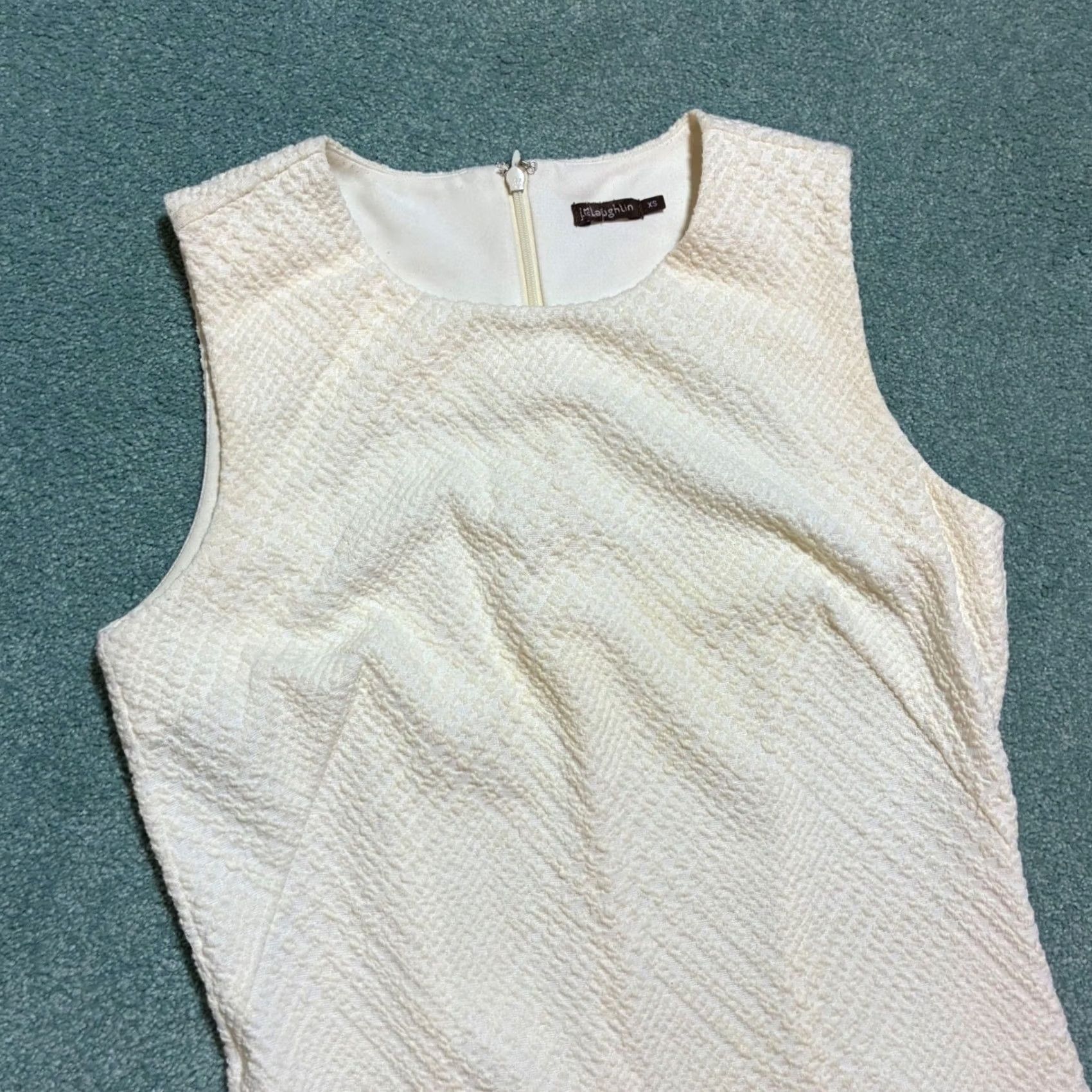 J.McLaughlin VINTAGE J.McLaughlin Geometric Sleeveless Shift Dress Womens XS Cream Size XS / US 0-2 / IT 36-38 - 3 Thumbnail