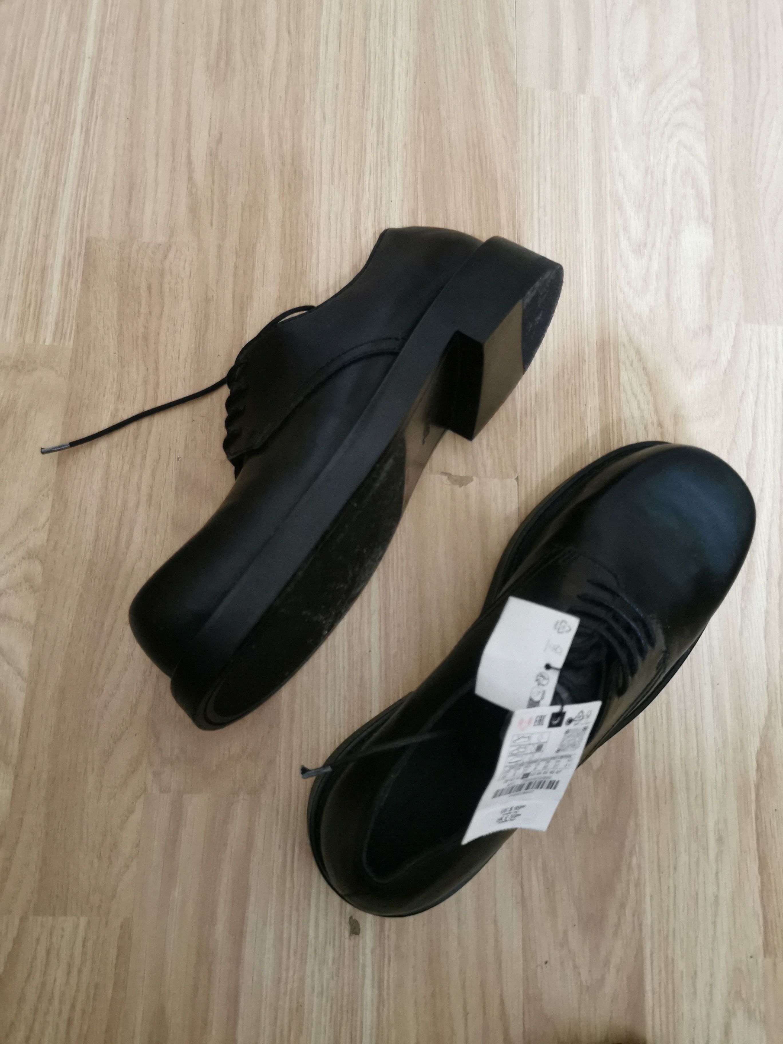 Zara Derby shoes in black size UK 8