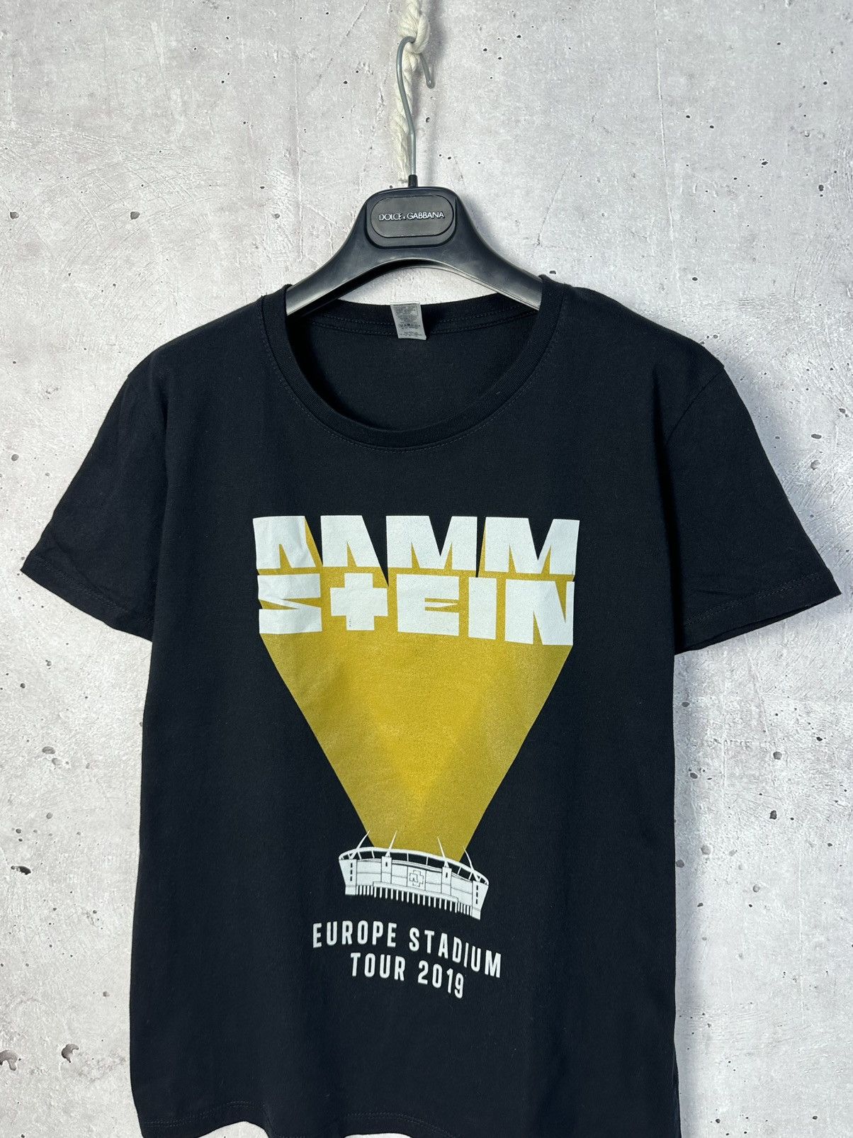 Band Tees Rammstein World Tour Black Printed Short Sleeve T-shirt Size XL / US 12-14 / IT 48-50 - 2 Thumbnail