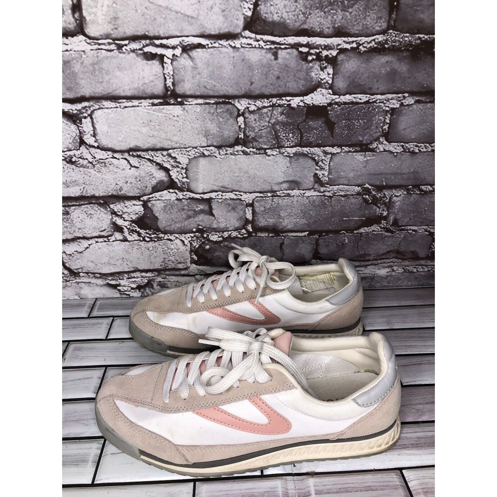 Tretorn Tretorn Rawlins Pink White Colorblock Lace Up Low Sneakers W Size US 8 / IT 38 - 16 Thumbnail
