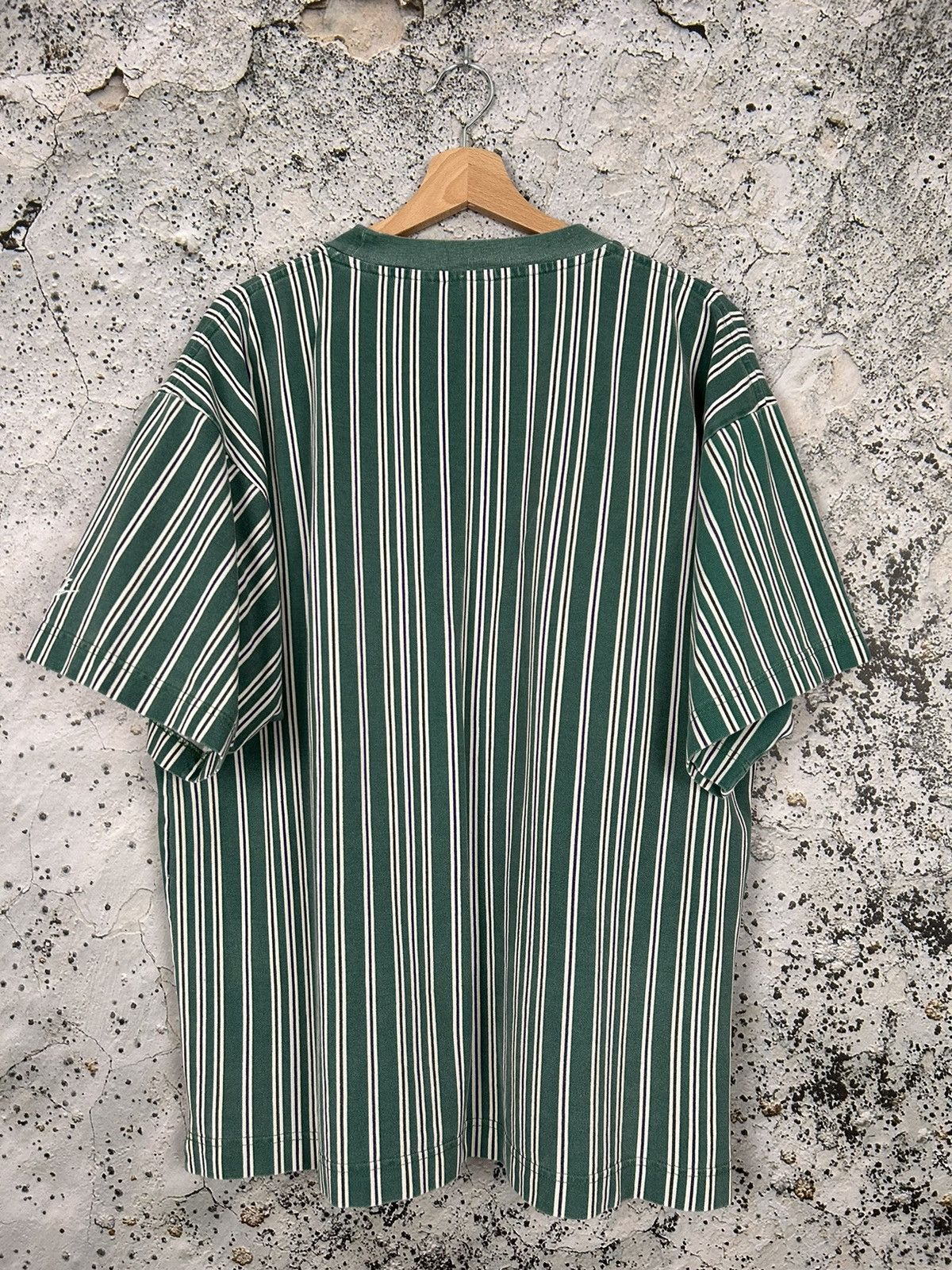 Nike Vintage Nike Oregon 90s Stripe Tee Ultra Rare Hype Rap Skate Size US XL / EU 56 / 4 - 4 Thumbnail