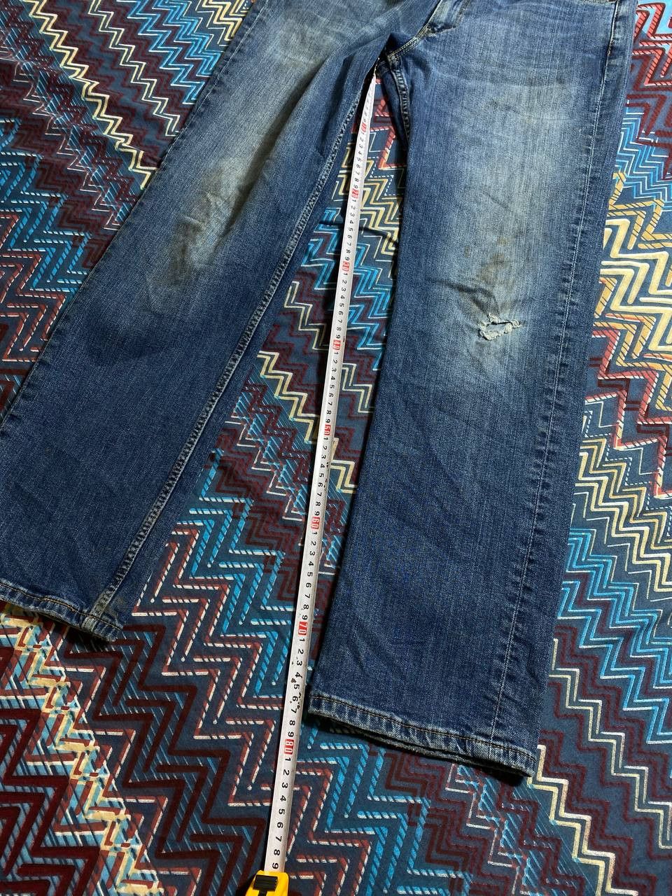 Levi's × Vintage Levis 514 Distressed Light Wash Jeans Size US 34 / EU 50 - 7 Thumbnail