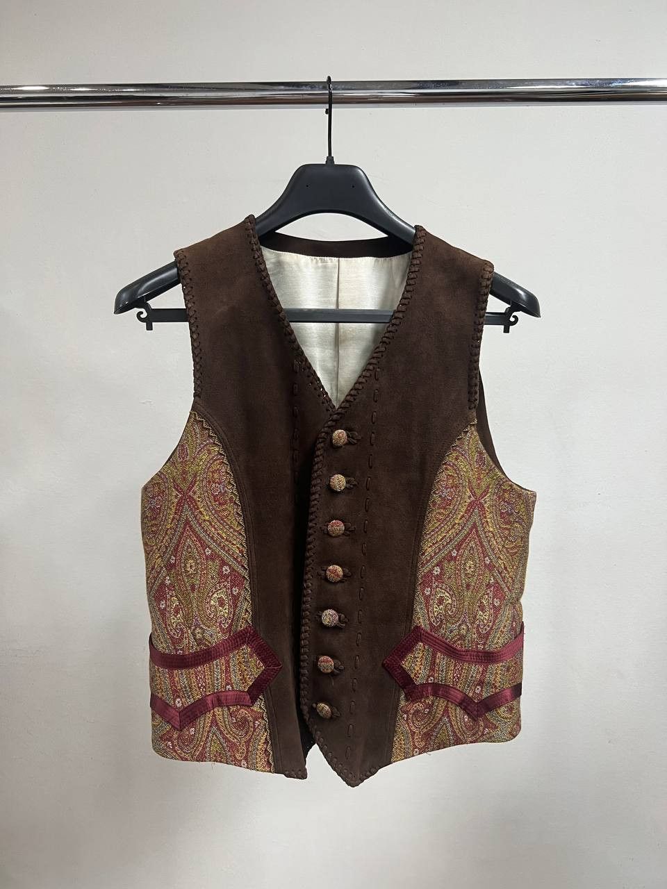 Number (N)ine SS09 Number Nine “The Lonesome Heroes” Suede Tapestry Vest Size US L / EU 52-54 / 3 - 1 Thumbnail