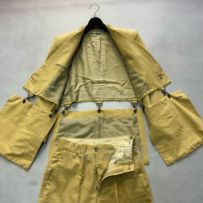 Issey Miyake Issey Miyake Yellow Coat Size M / US 6-8 / IT 42-44 - 4 Thumbnail