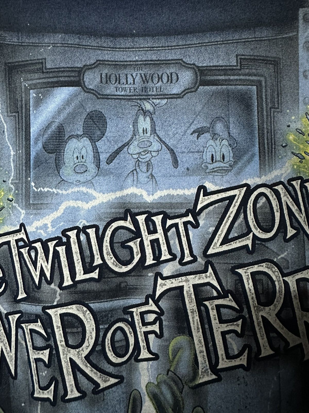Disney × Vintage Vintage The Twilight Zone Tower Of Terror Horror Disney Tee Size US M / EU 48-50 / 2 - 4 Thumbnail