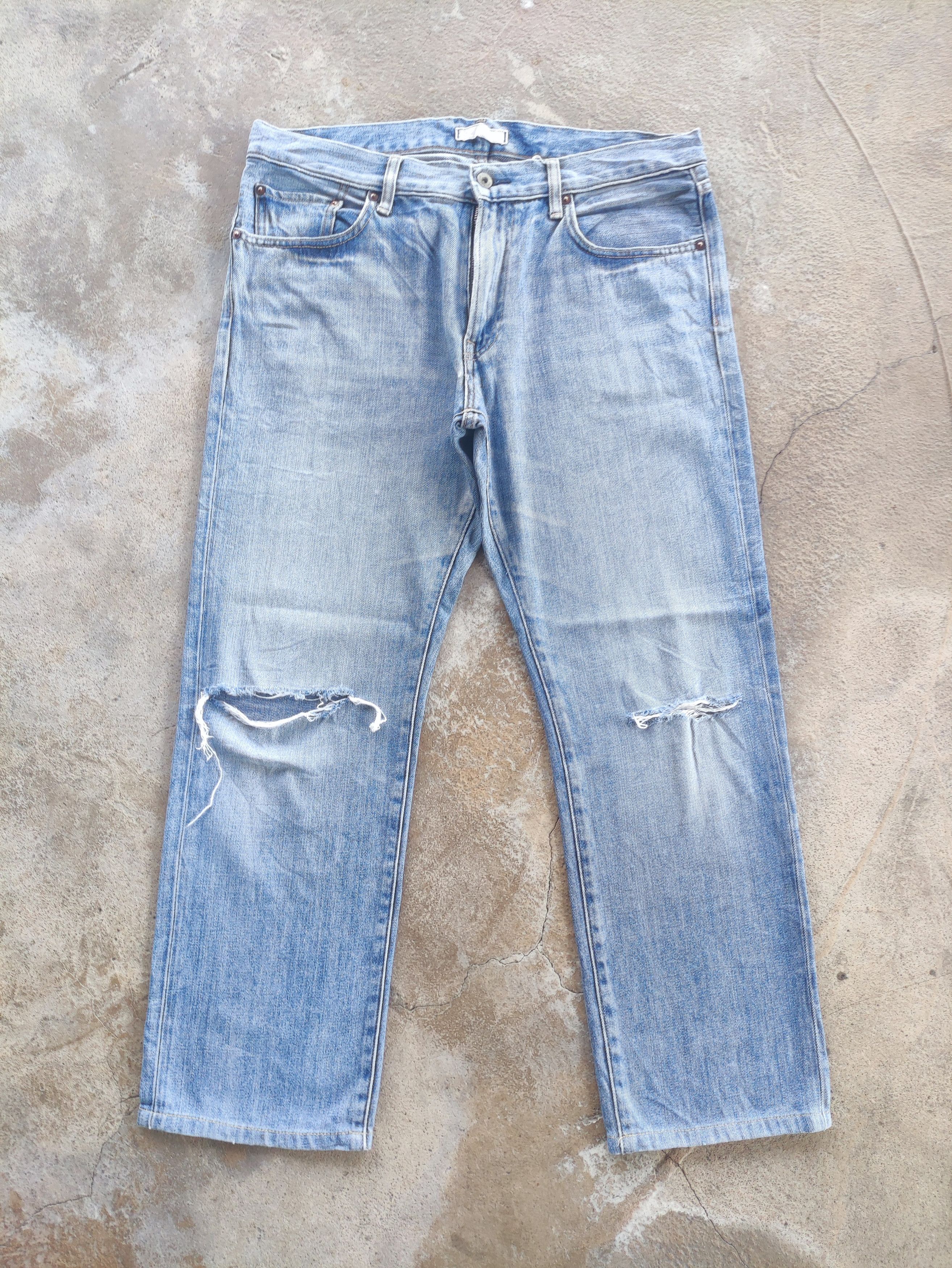 Japanese Brand Vintage Japanese Brand Distressed Faded Denim Pants Size US 36 / EU 52 - 1 Thumbnail