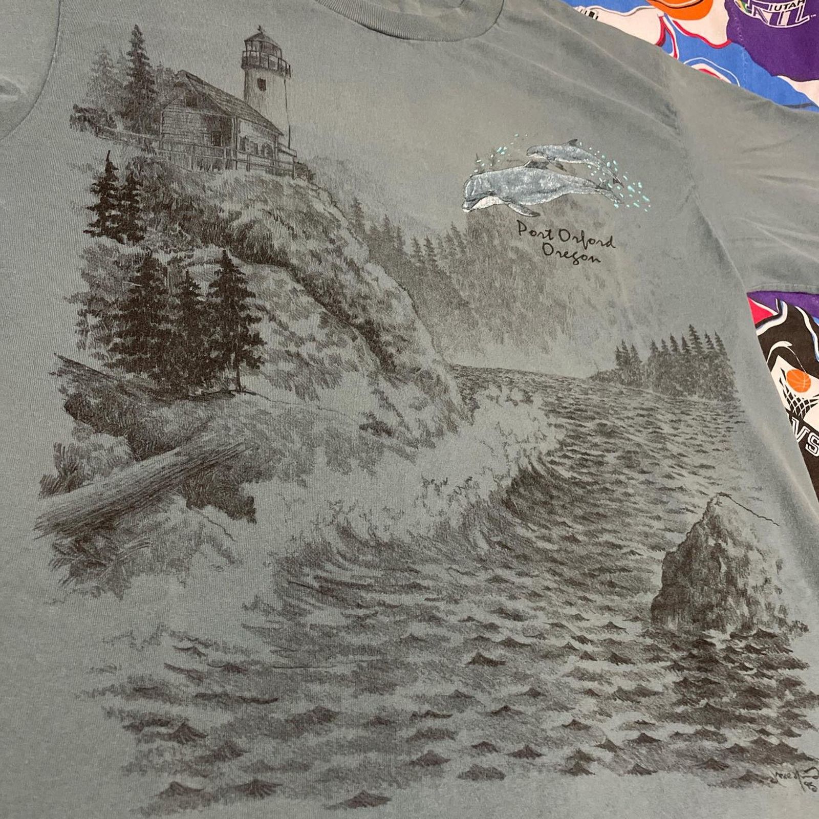 Ocean Pacific × Vintage Vintage 90s Dolphin Ocean Board Riding Surf Boat Water Tee Size US L / EU 52-54 / 3 - 3 Thumbnail