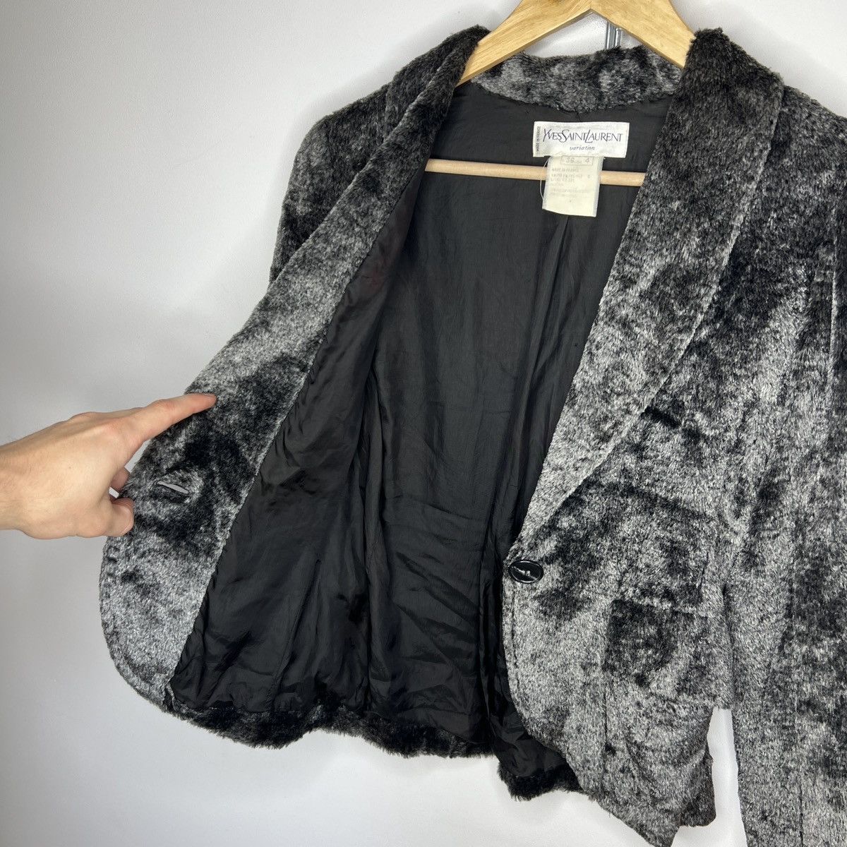 Yves Saint Laurent 🔥VINTAGE YVES SAINT LAURENT PARIS FAUX FUR BLAZER JACKET Size S / US 4 / IT 40 - 7 Thumbnail
