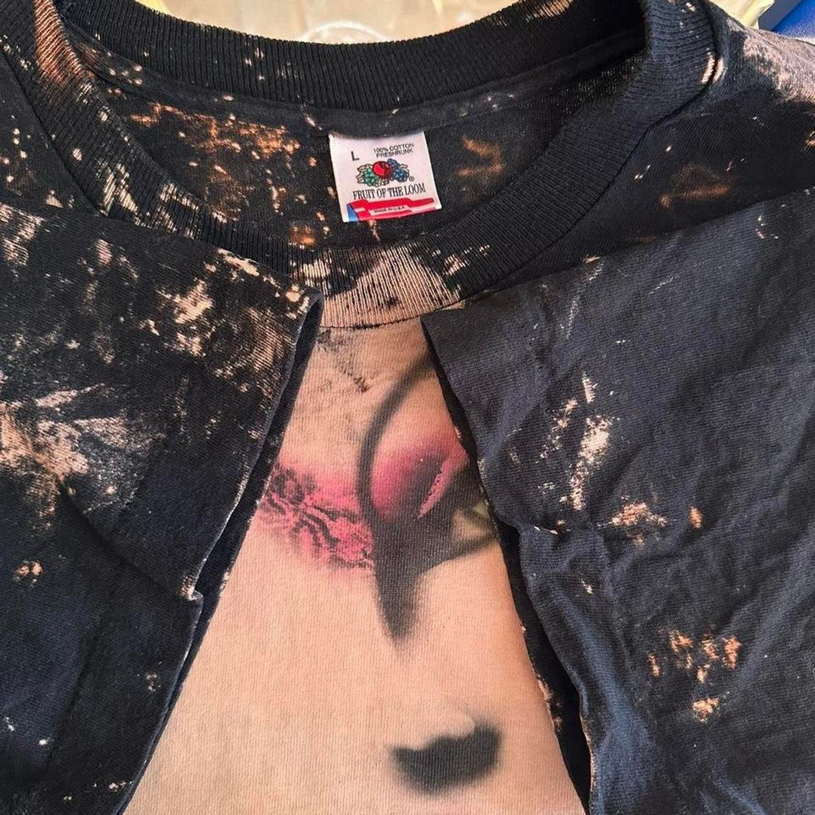 Fruit Of The Loom × Vintage Vintage Lady Mosquitohead Shirt Size US L / EU 52-54 / 3 - 7 Thumbnail